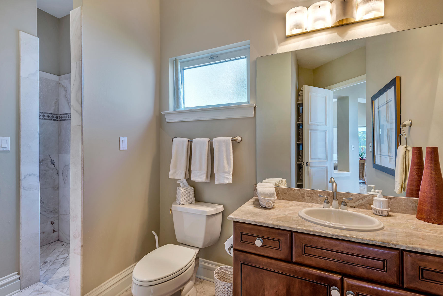 REGATTA BAY COMMODORE POINT S/D - Residential