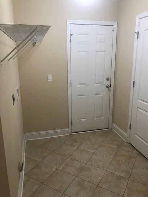 SILVER SPRINGS EST - Residential