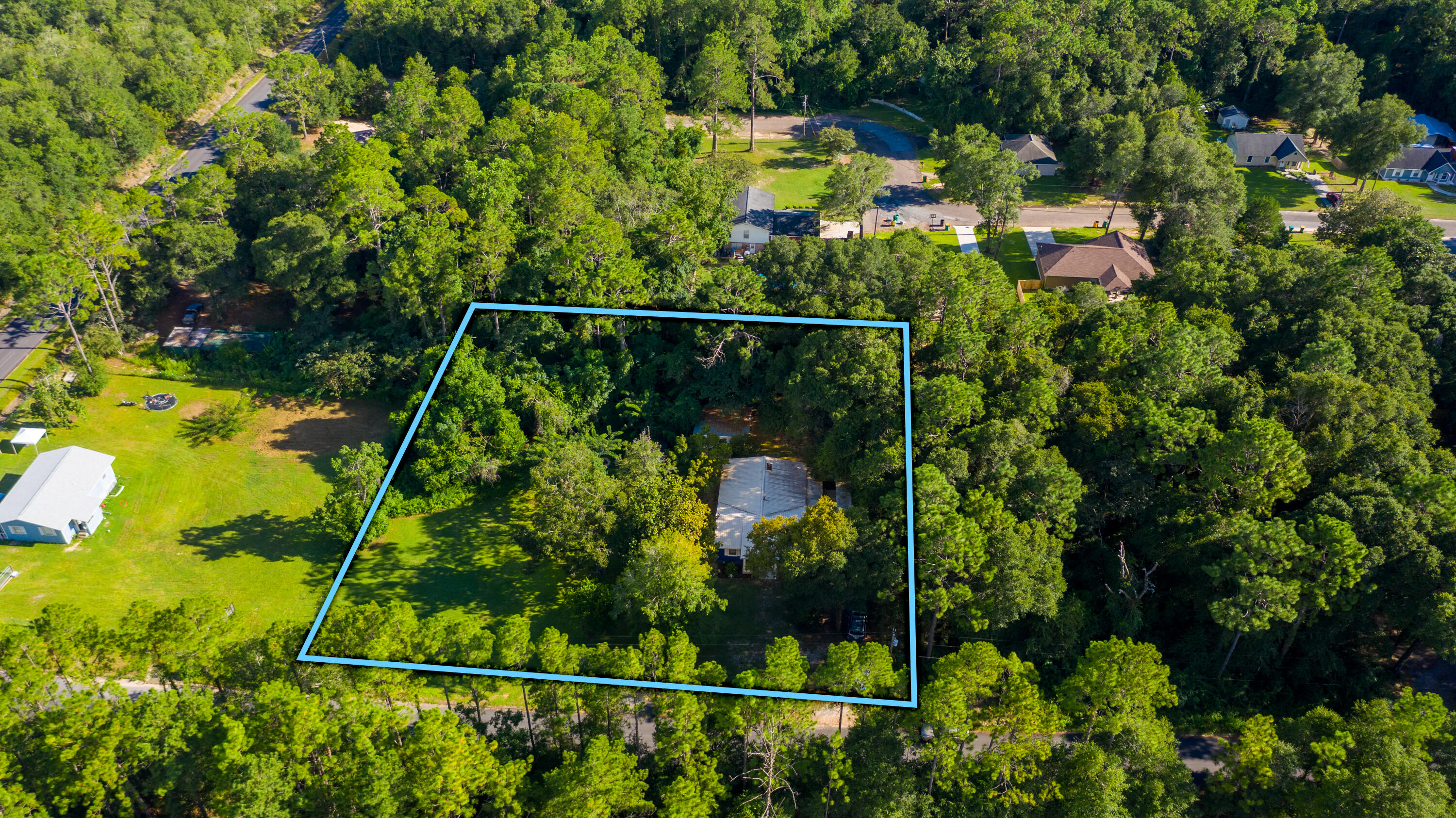 Crestview Suburb - Residential