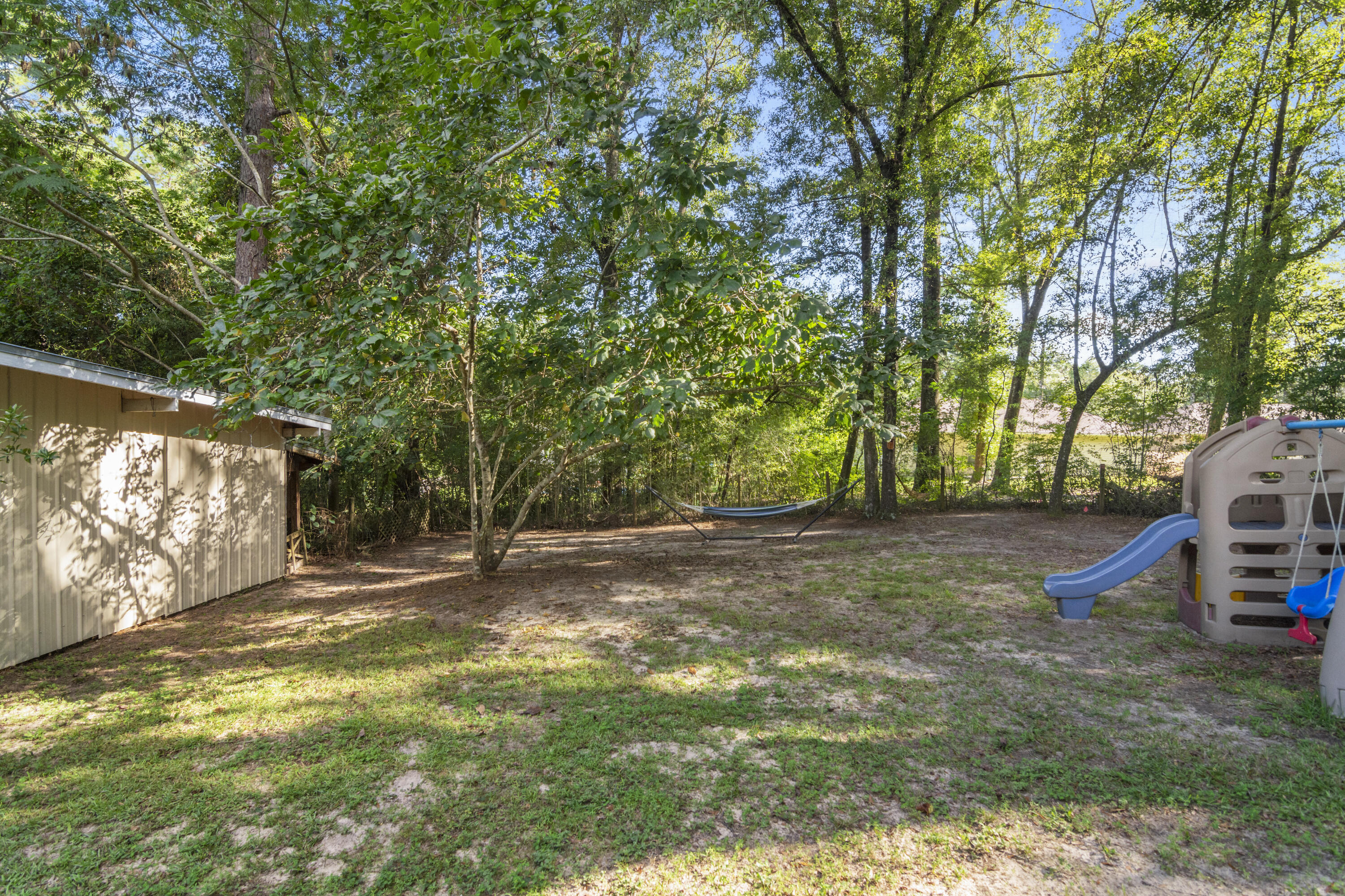 Crestview Suburb - Residential