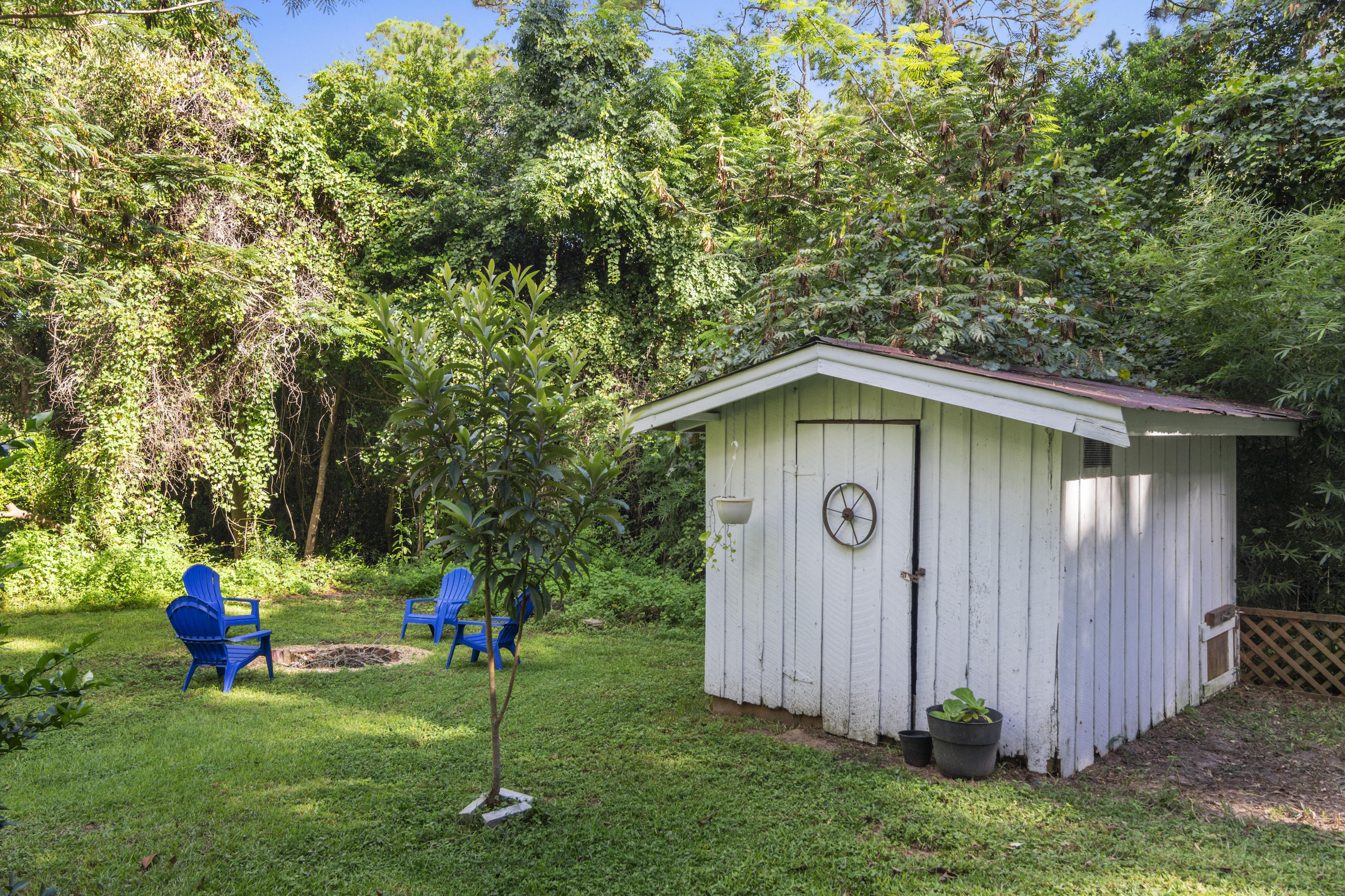 Crestview Suburb - Residential