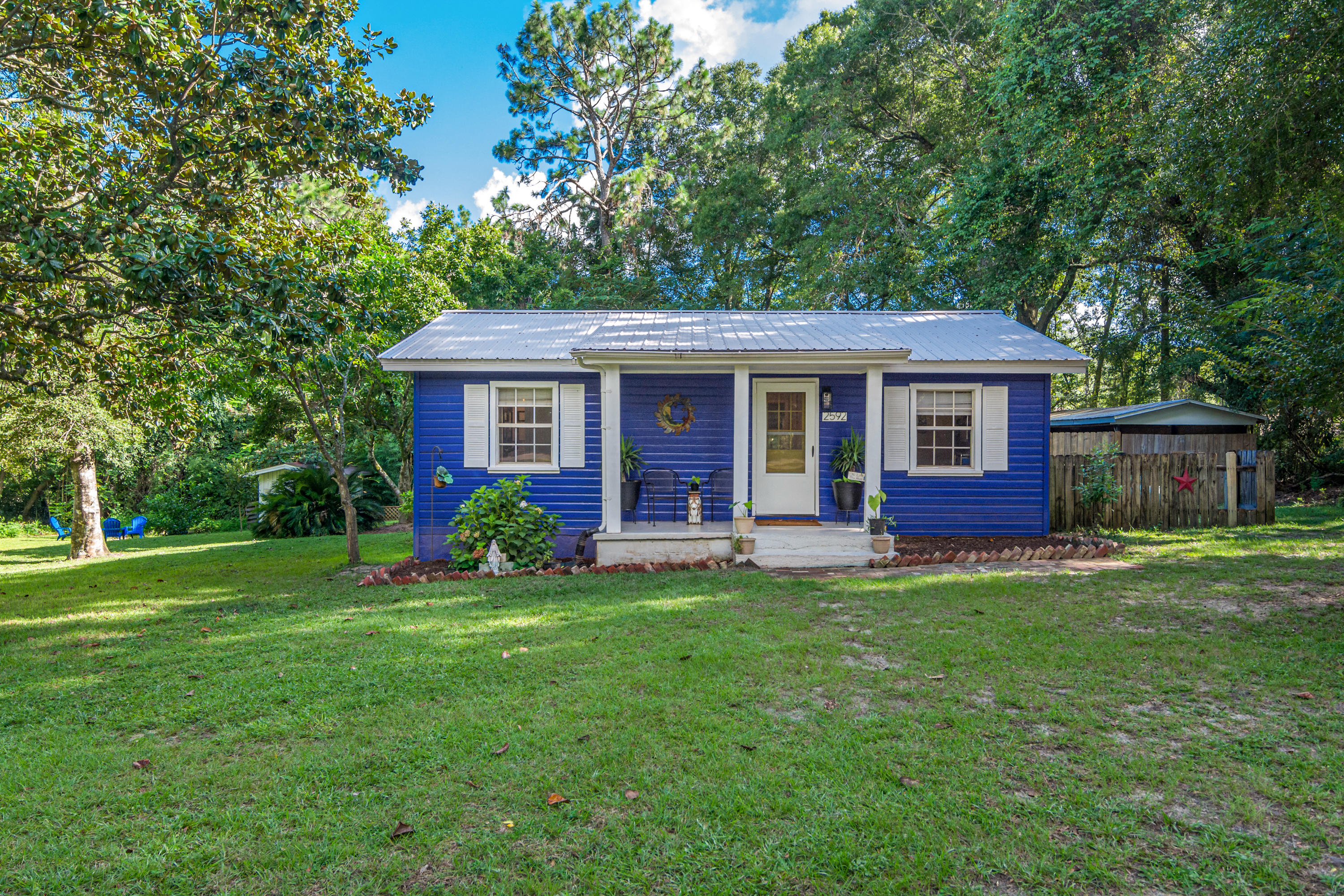 Crestview Suburb - Residential