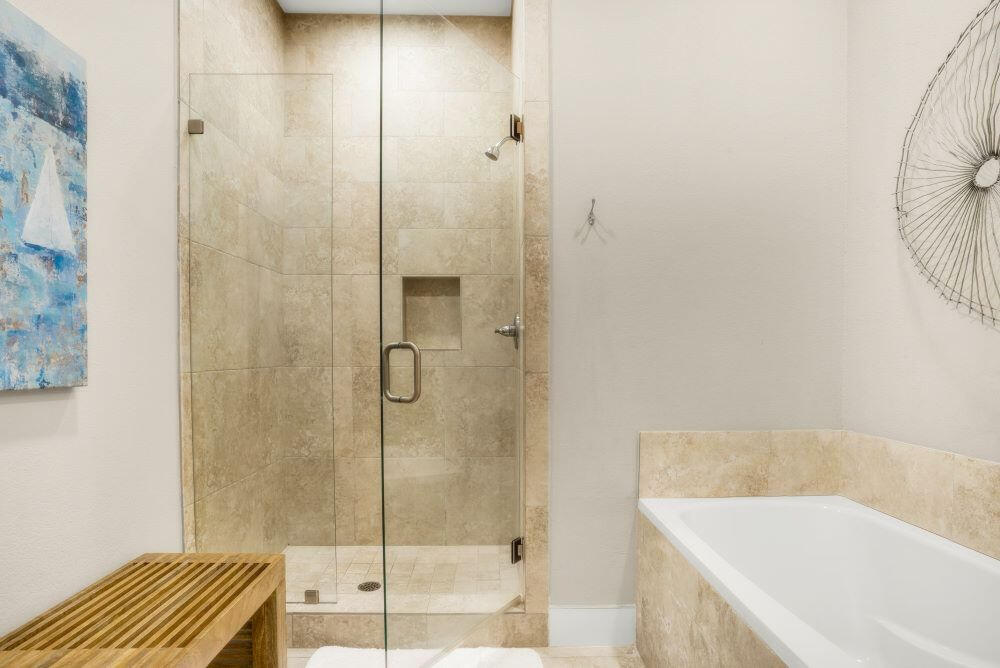 ALERIO CONDO - Residential