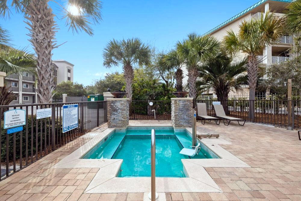 ALERIO CONDO - Residential