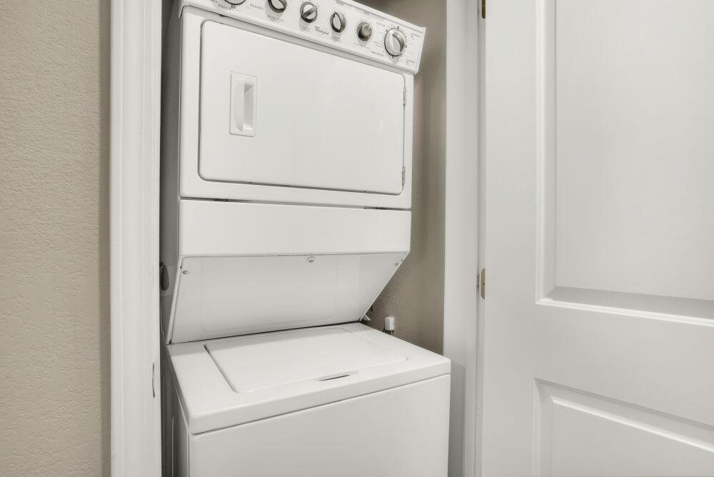 ALERIO CONDO - Residential