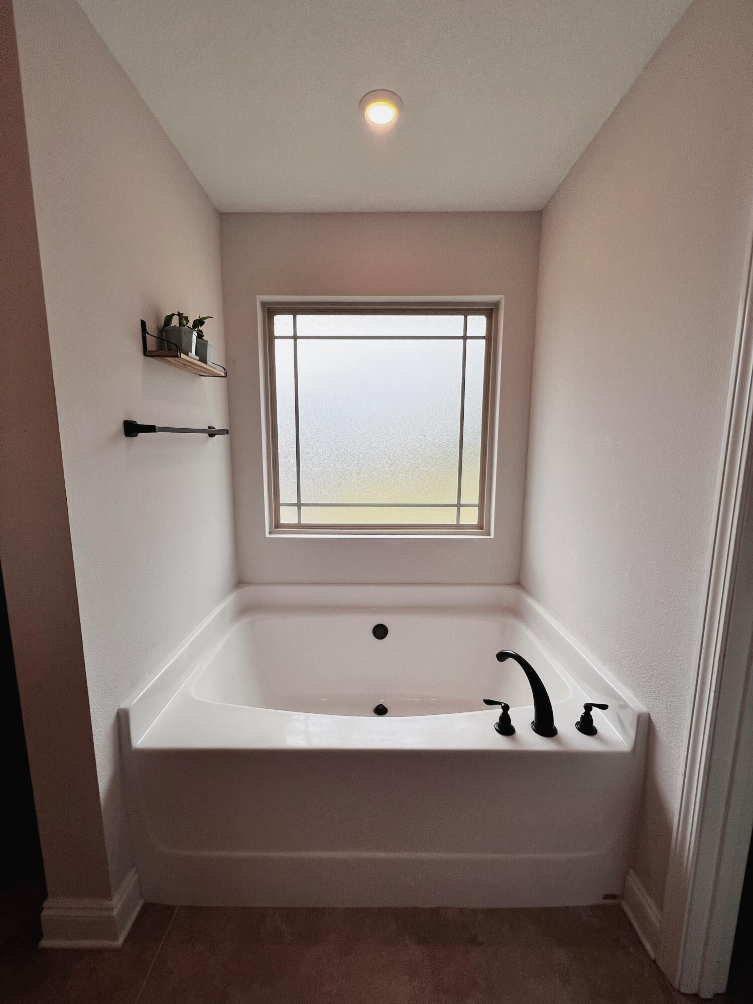 PLANTATION WOOD - Residential