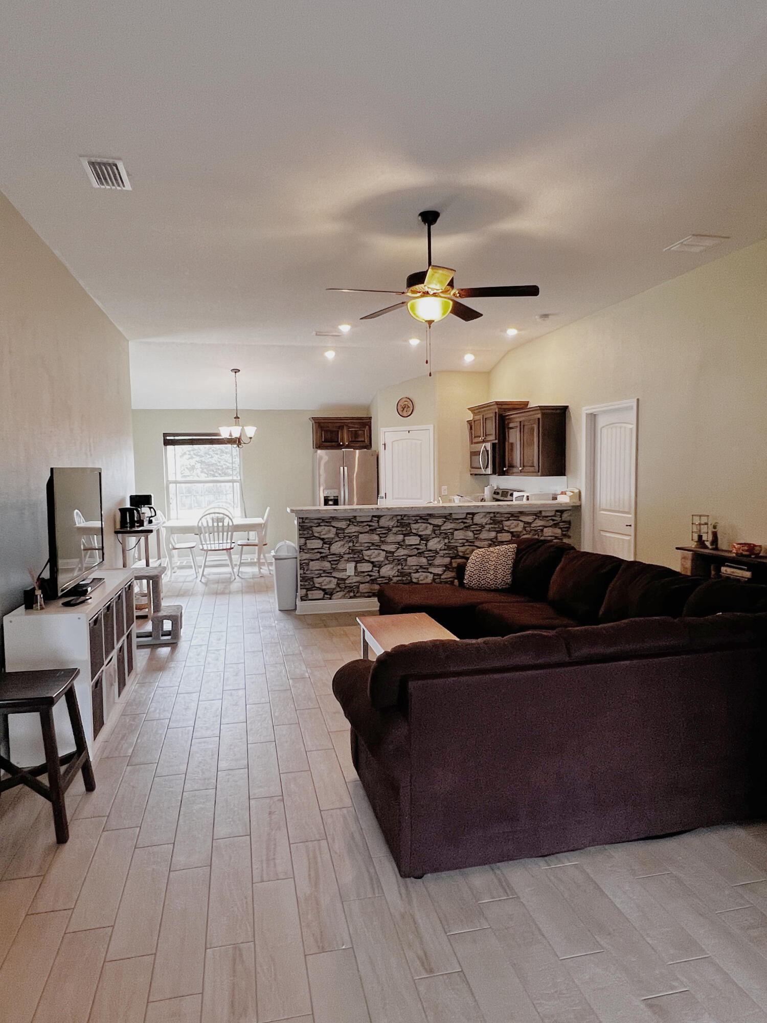 PLANTATION WOOD - Residential