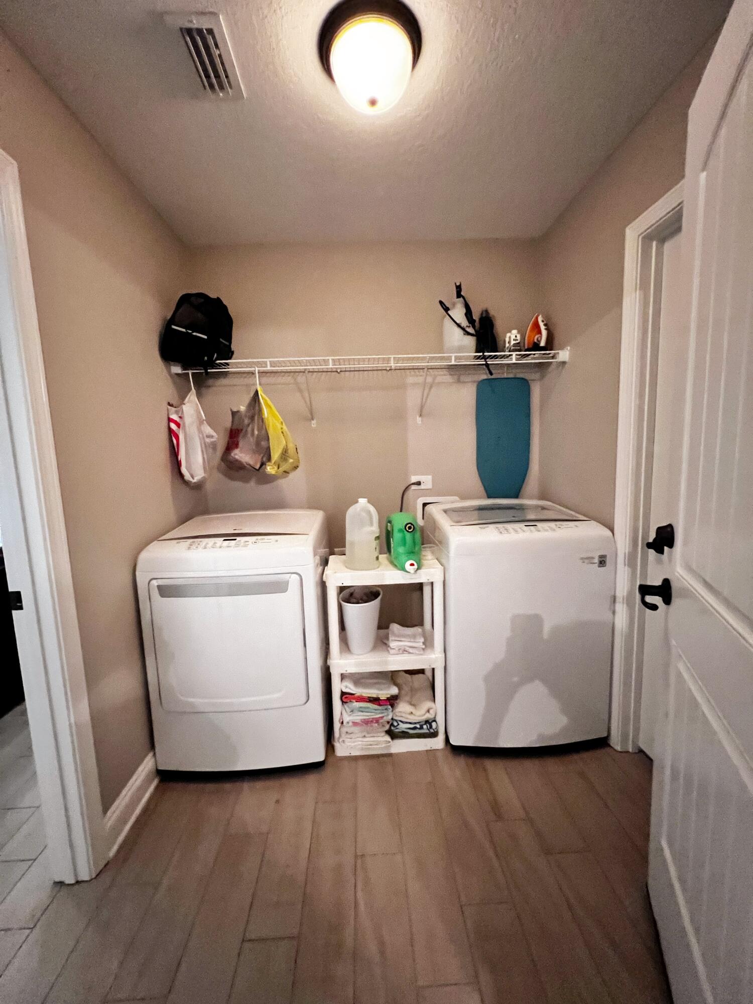 PLANTATION WOOD - Residential