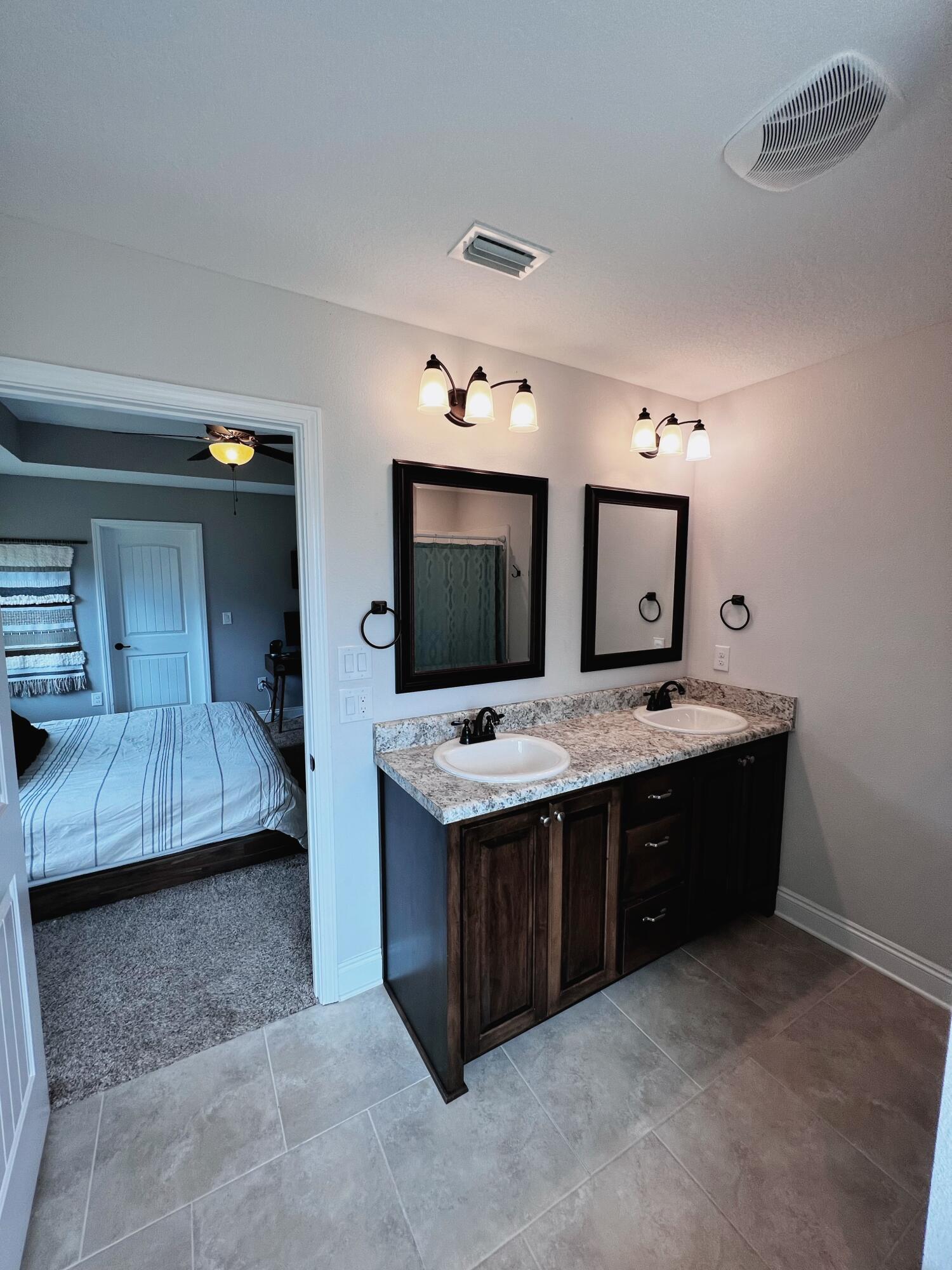 PLANTATION WOOD - Residential