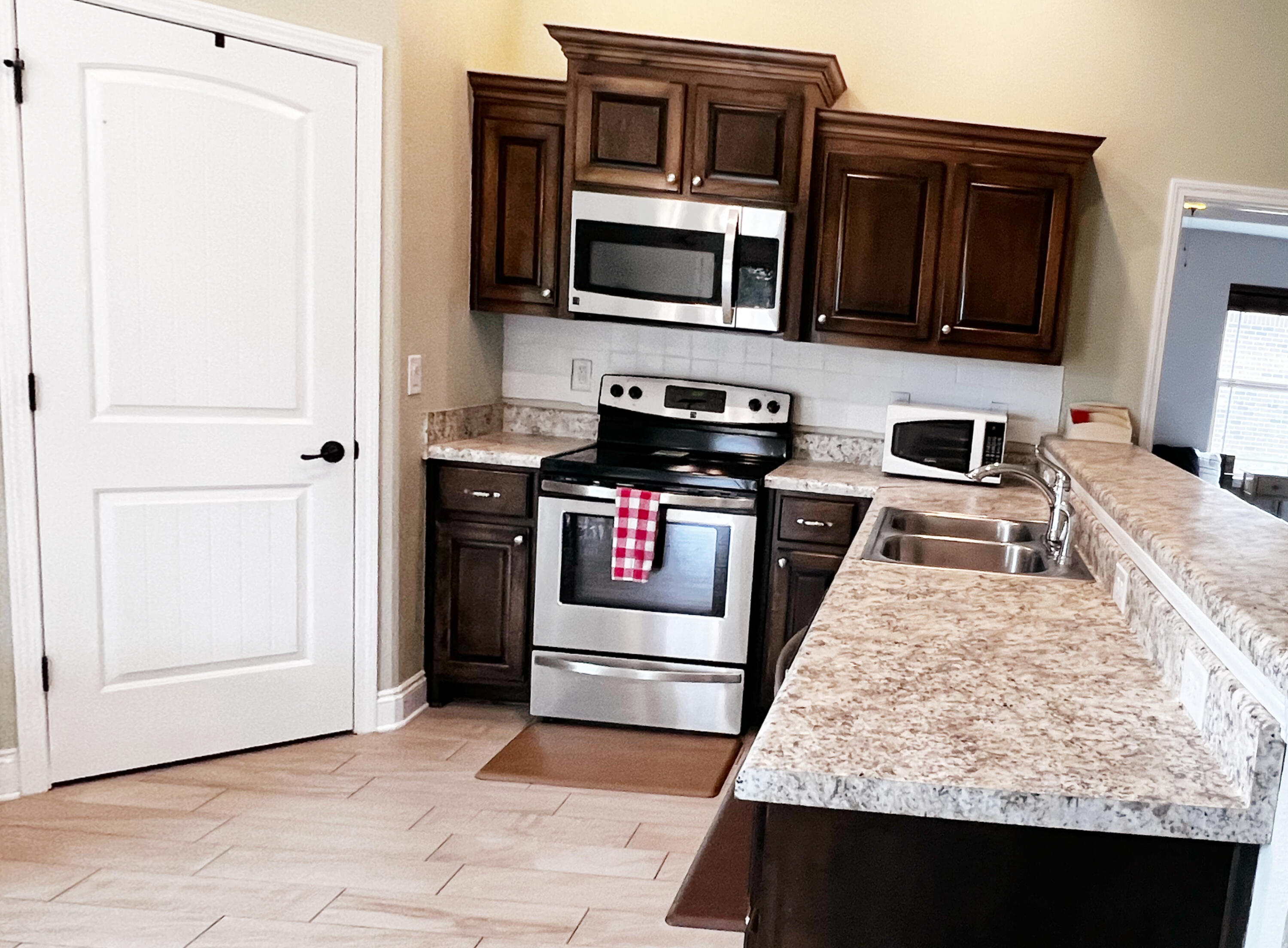 PLANTATION WOOD - Residential