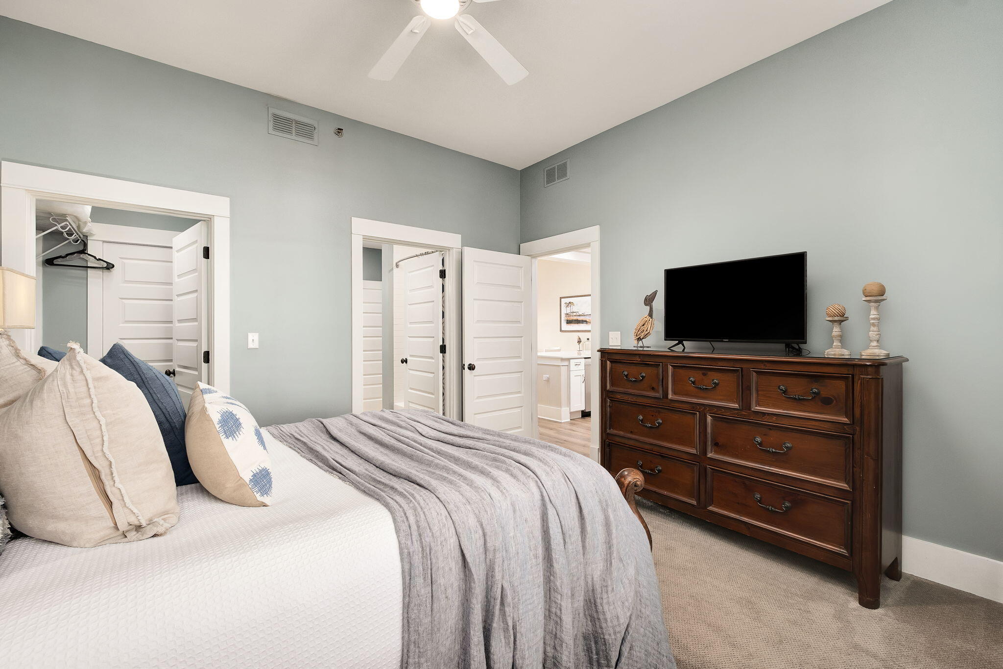 REDFISH VILLAGE - Residential