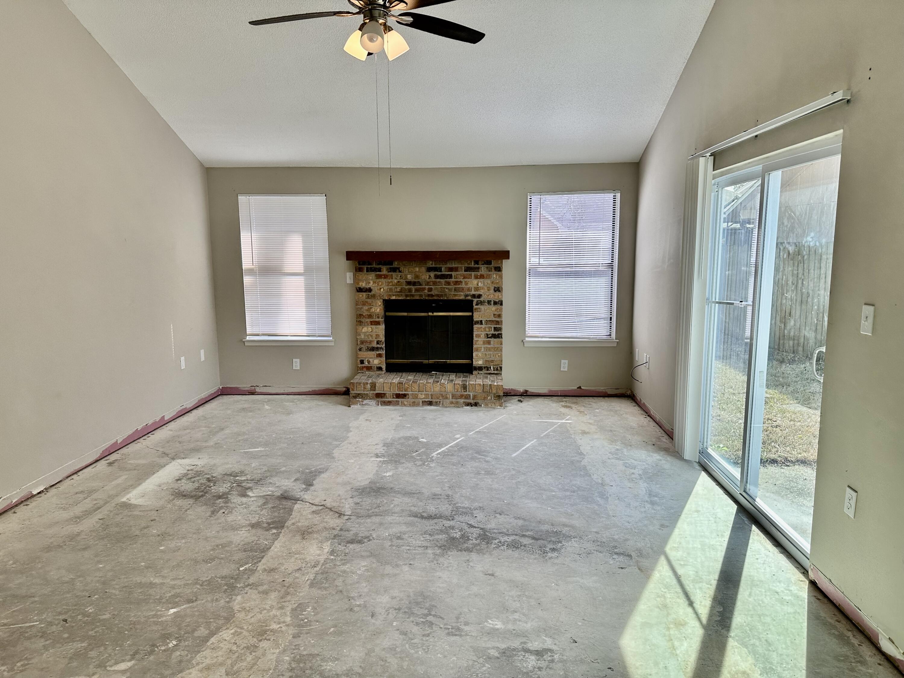 HIDDEN TRAILS PH 1 - Residential