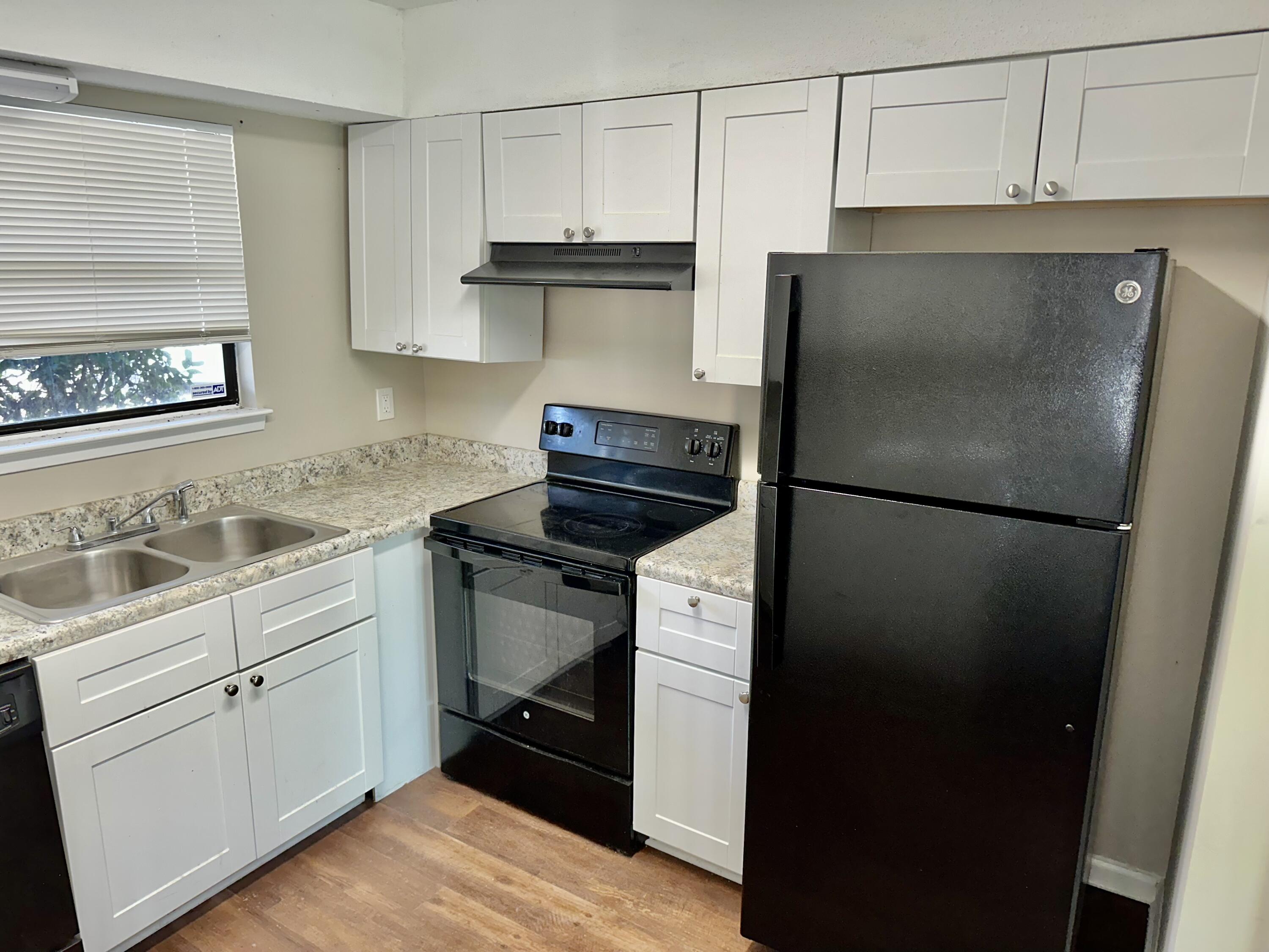 HIDDEN TRAILS PH 1 - Residential