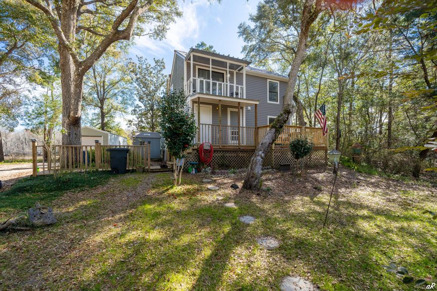 'CURRENTLY UNDER CONTRACT, SELLER ACCEPTING BACKUP OFFERS Retreat on the Choctawhatchee River! This BEAUTIFUL 3BR/2BA home is the perfect spot for your own personal fish camp!  The third bedroom is a loft with a closet with a private balcony. Laminate floors downstairs, feature a gas fireplace, lots of built-in shelves, and a large covered porch overlooking the river. New exterior siding, gutter, and water heater. The home is on a community water system which is only $10 a month and there is a once a week trash pick-up and there is a public boat ramp a block away. The home is in the Cowford community which is just 5 minutes from Hwy 79 and another 15-30 minutes to Panama City Beach! If you're looking for peace and quiet, yet want to stay close to town conveniences, this is the ideal spot!