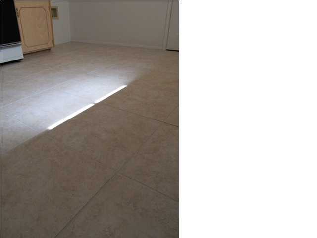 PARKWOOD LANE BLUEWATER BAY - Residential Lease