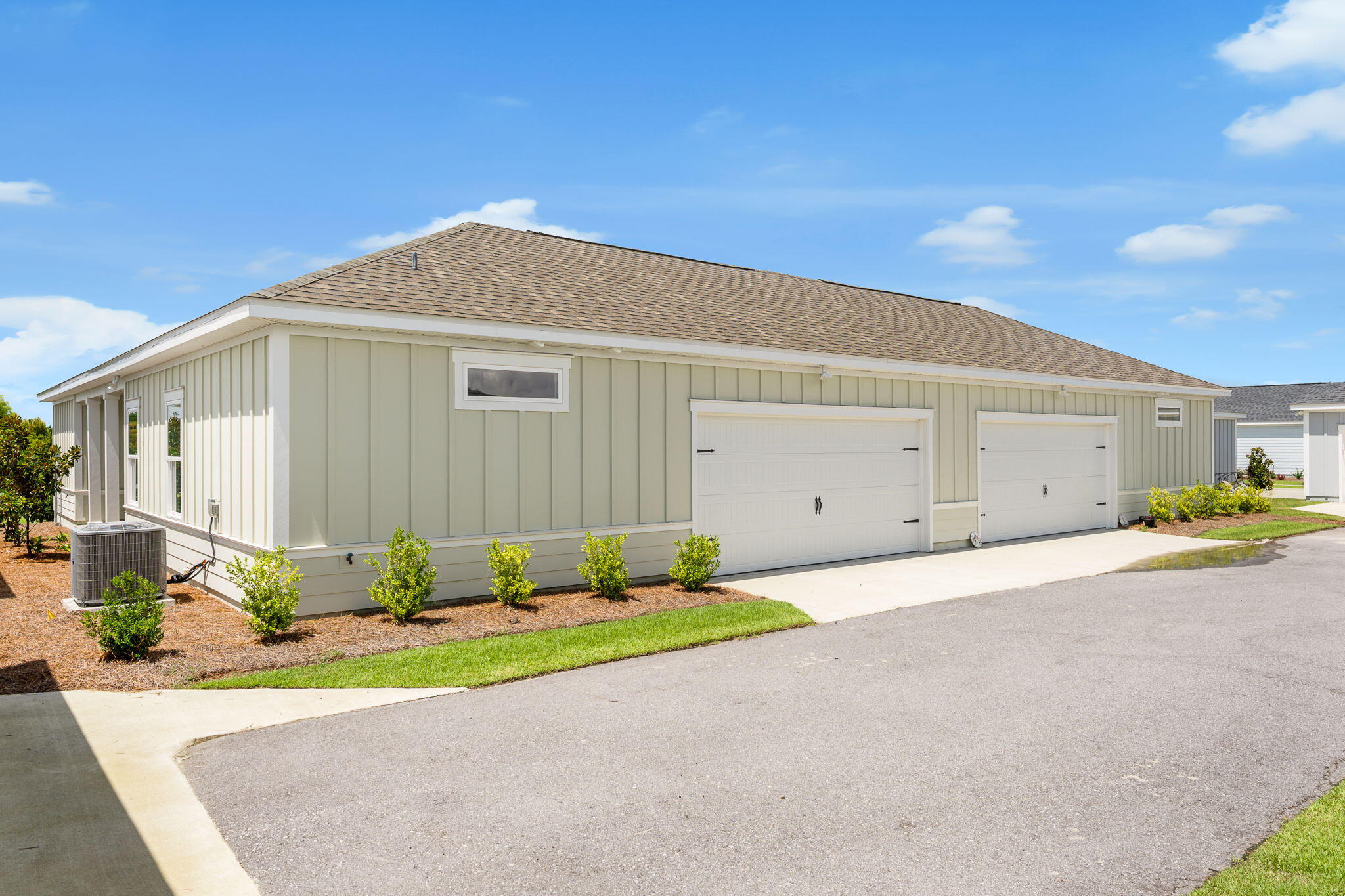 SWEET BAY - Residential