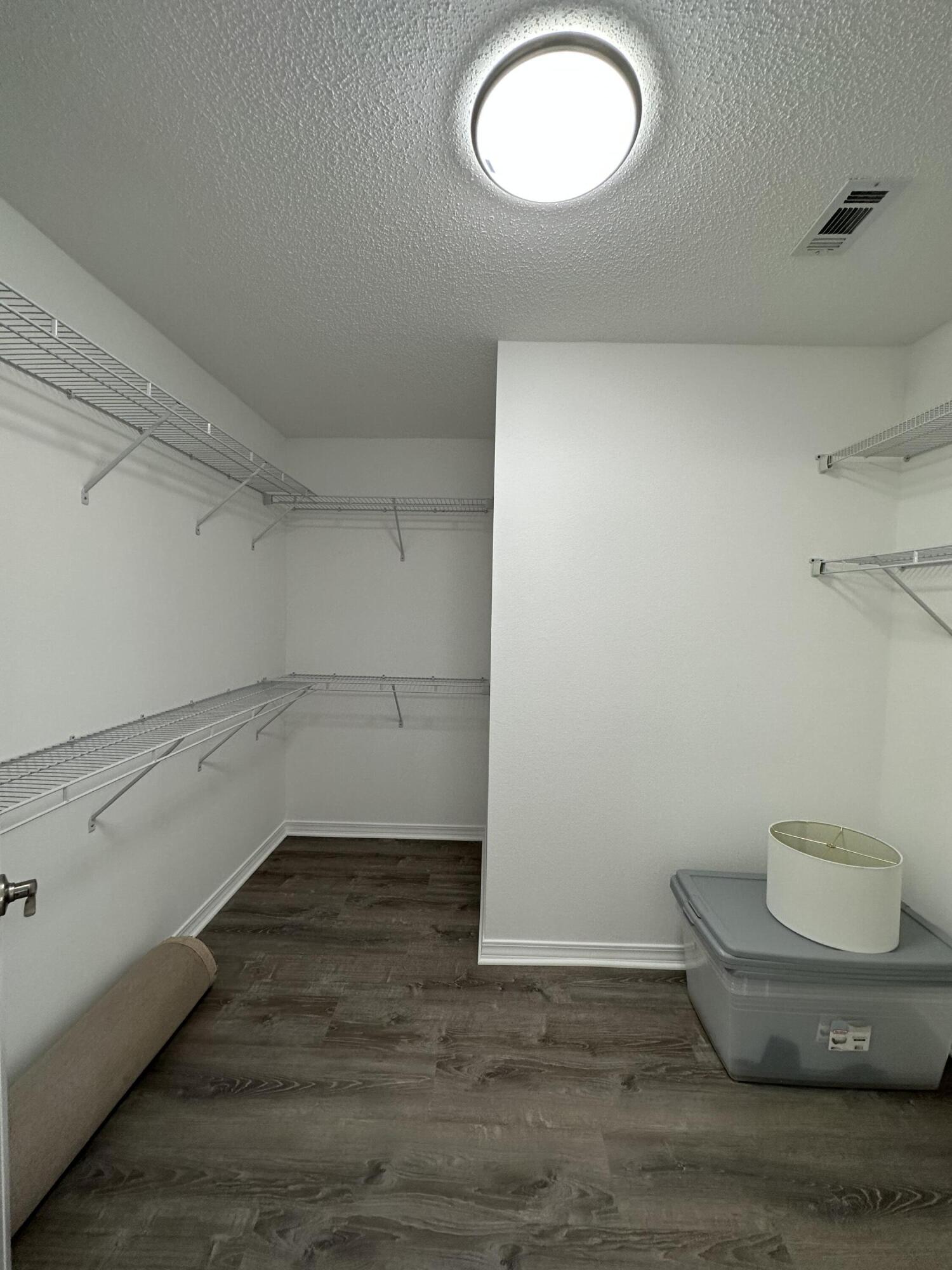 THE PINES - Residential