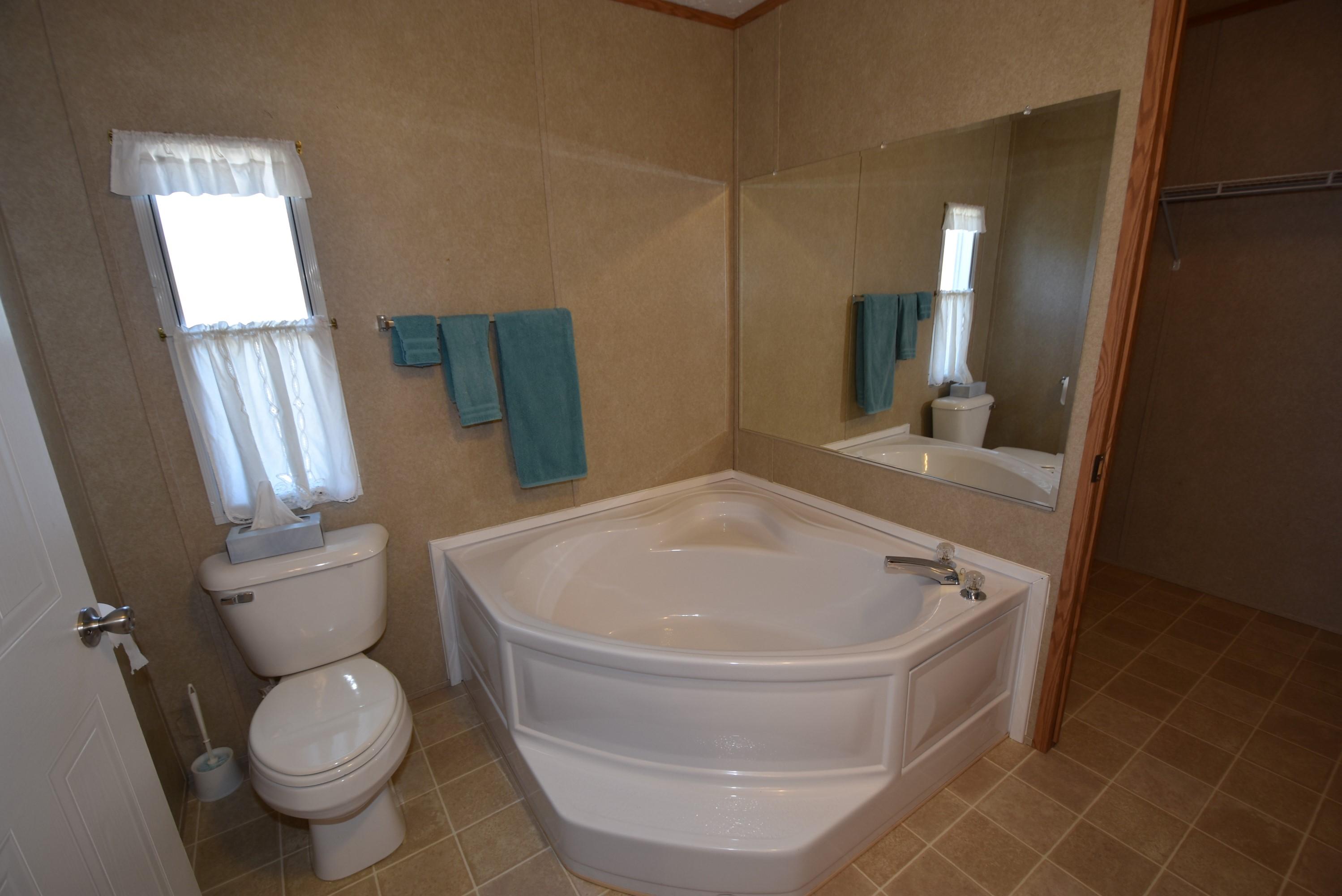 OAKWOOD HILLS - Residential