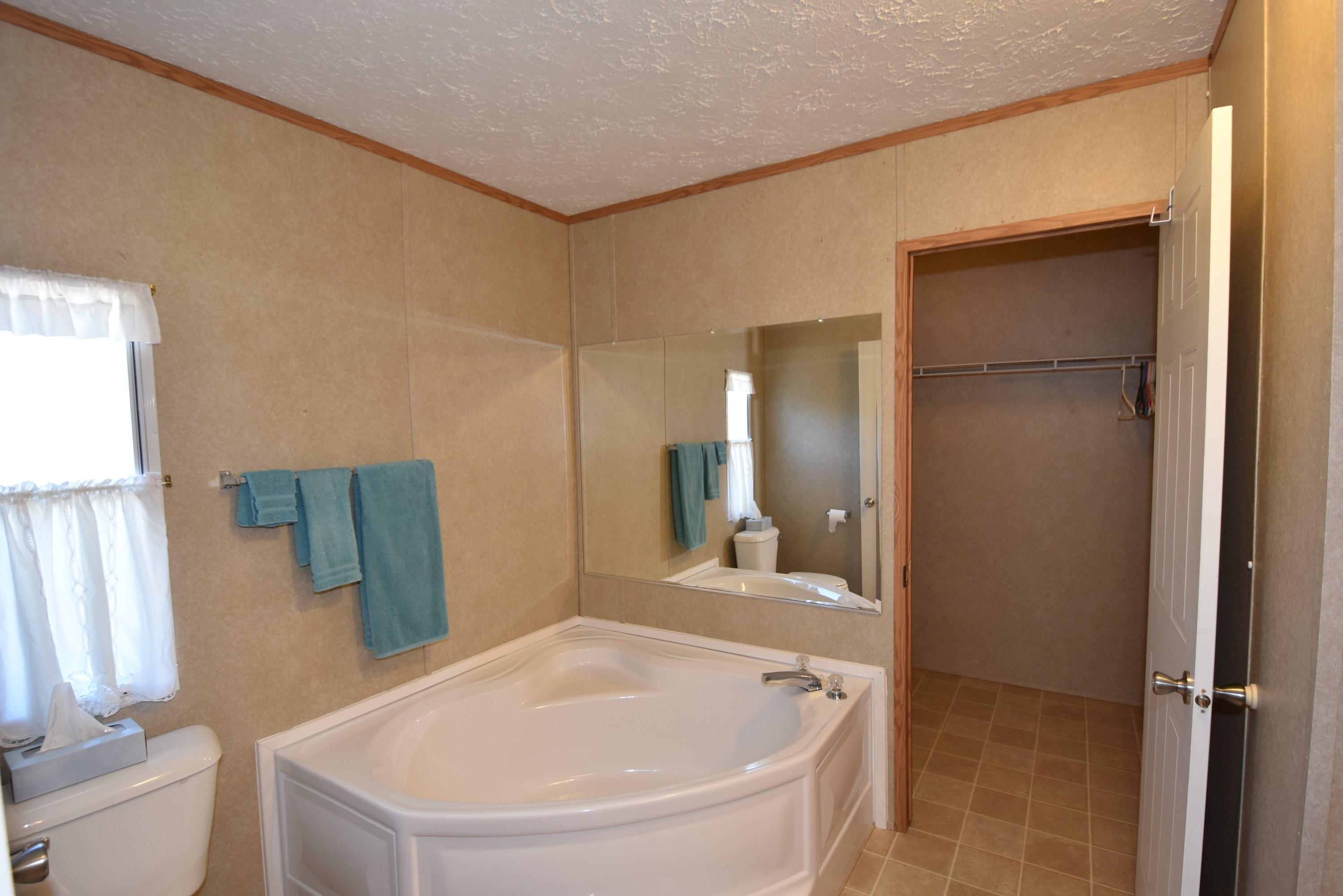 OAKWOOD HILLS - Residential