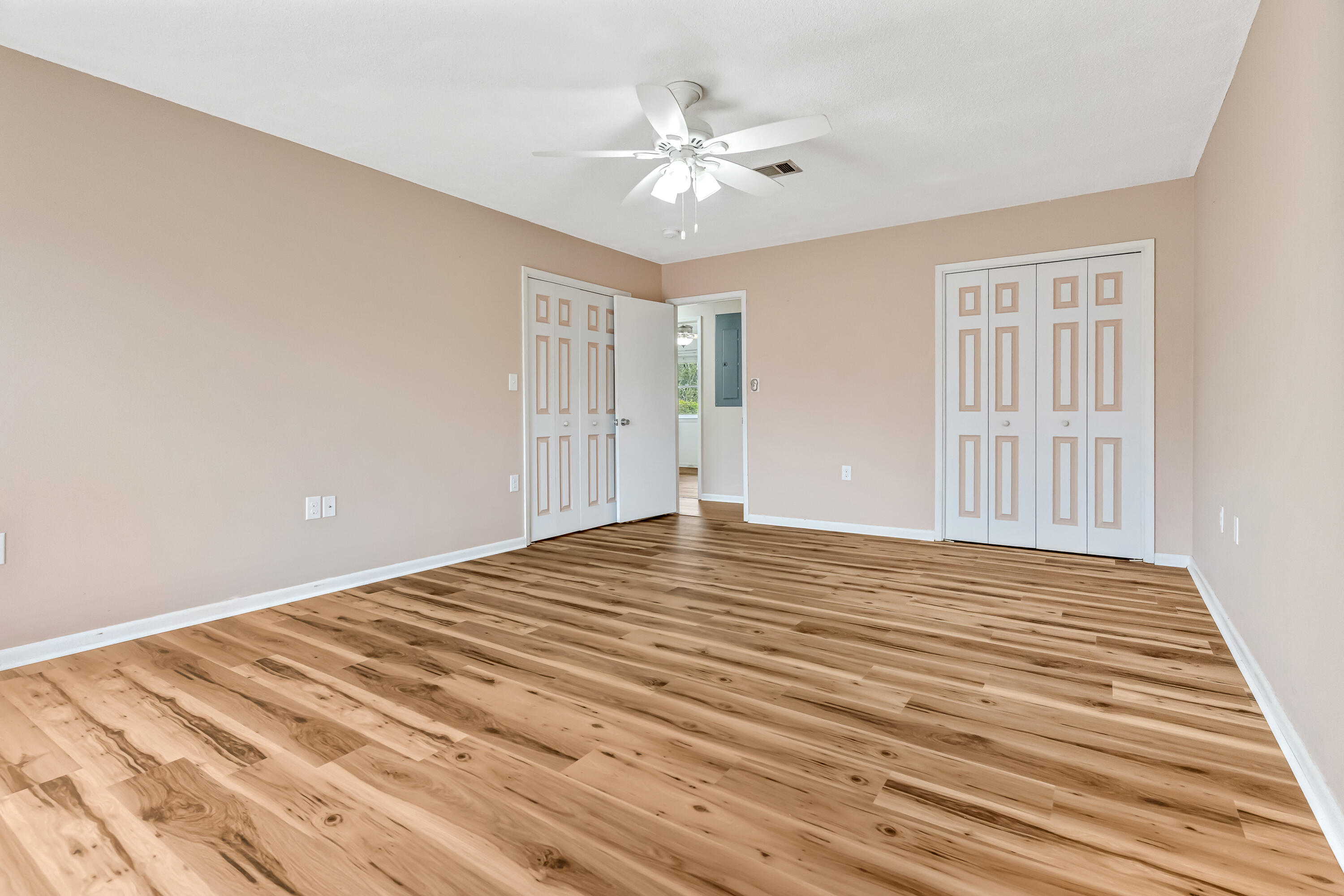 PINEDALE 1ST ADDN - Residential