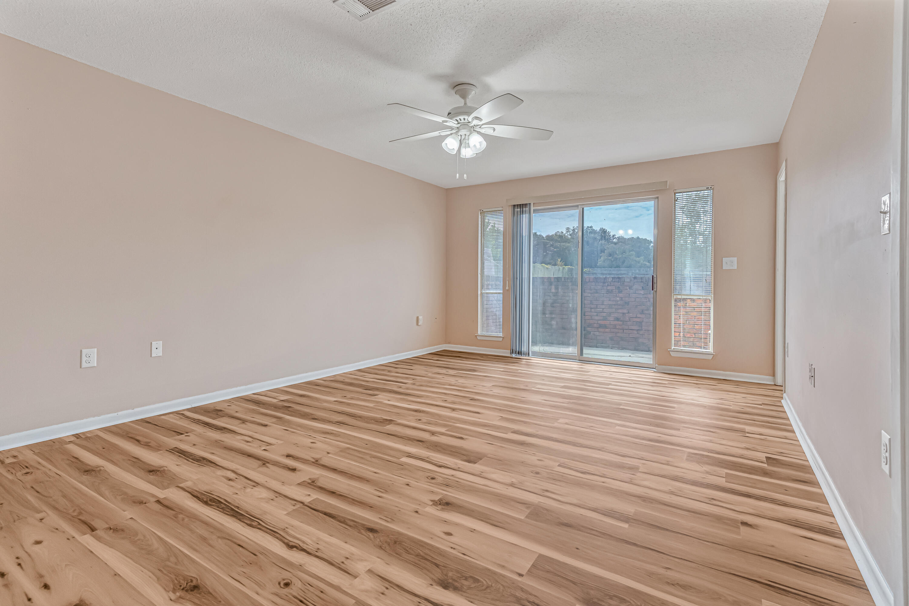 PINEDALE 1ST ADDN - Residential