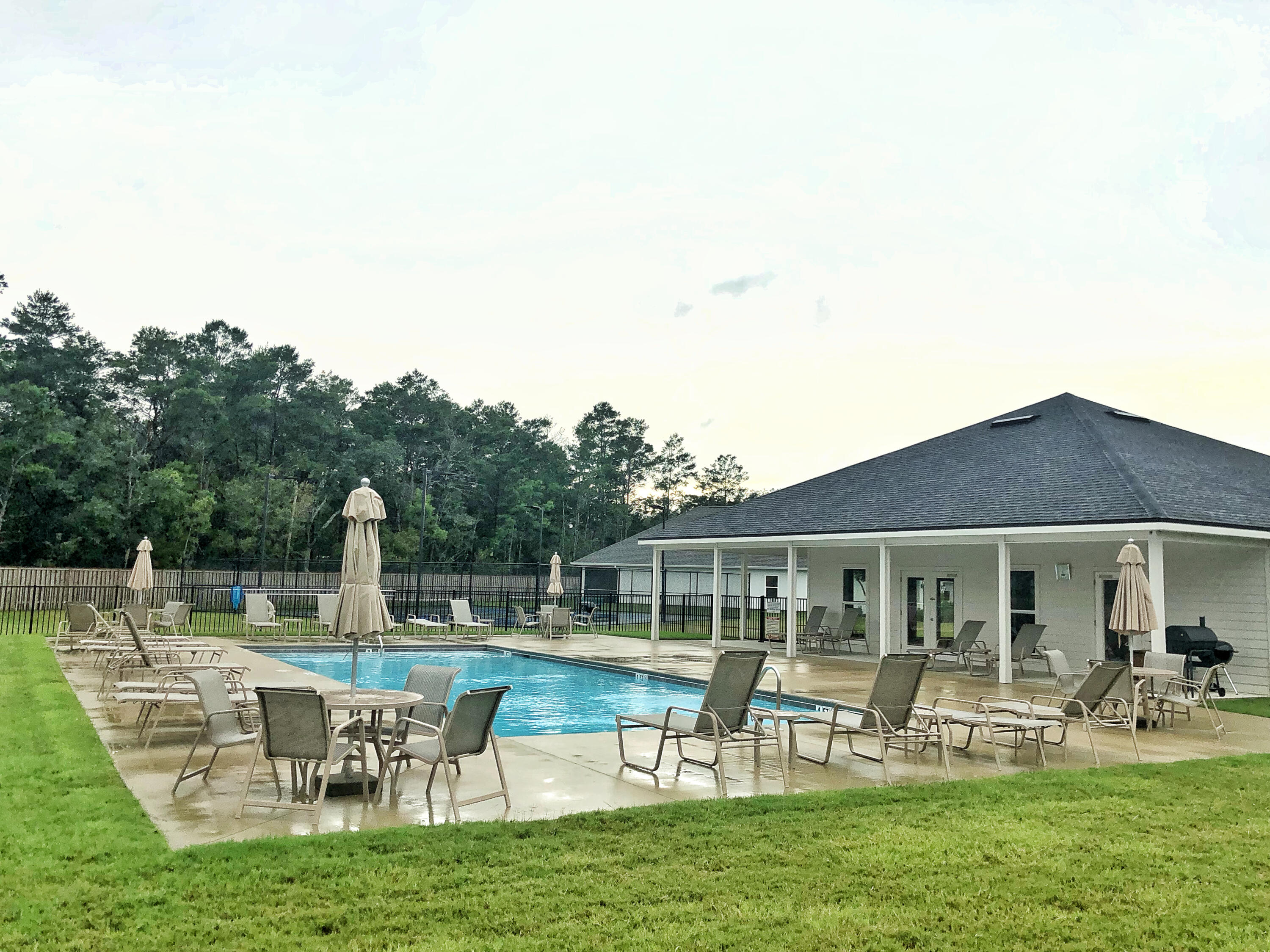 HAMMOCK BAY - FIREFLY - Residential