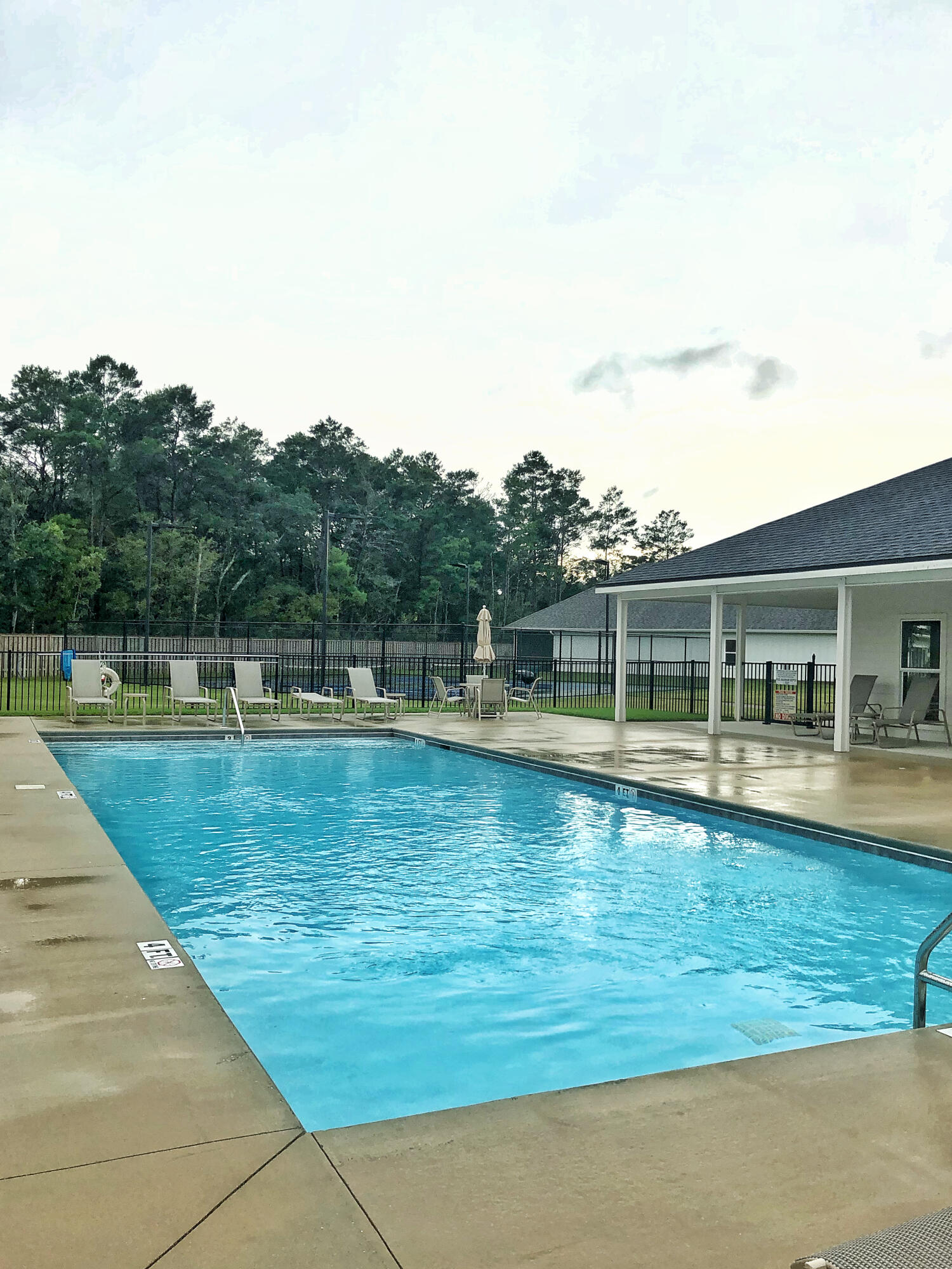 HAMMOCK BAY - FIREFLY - Residential