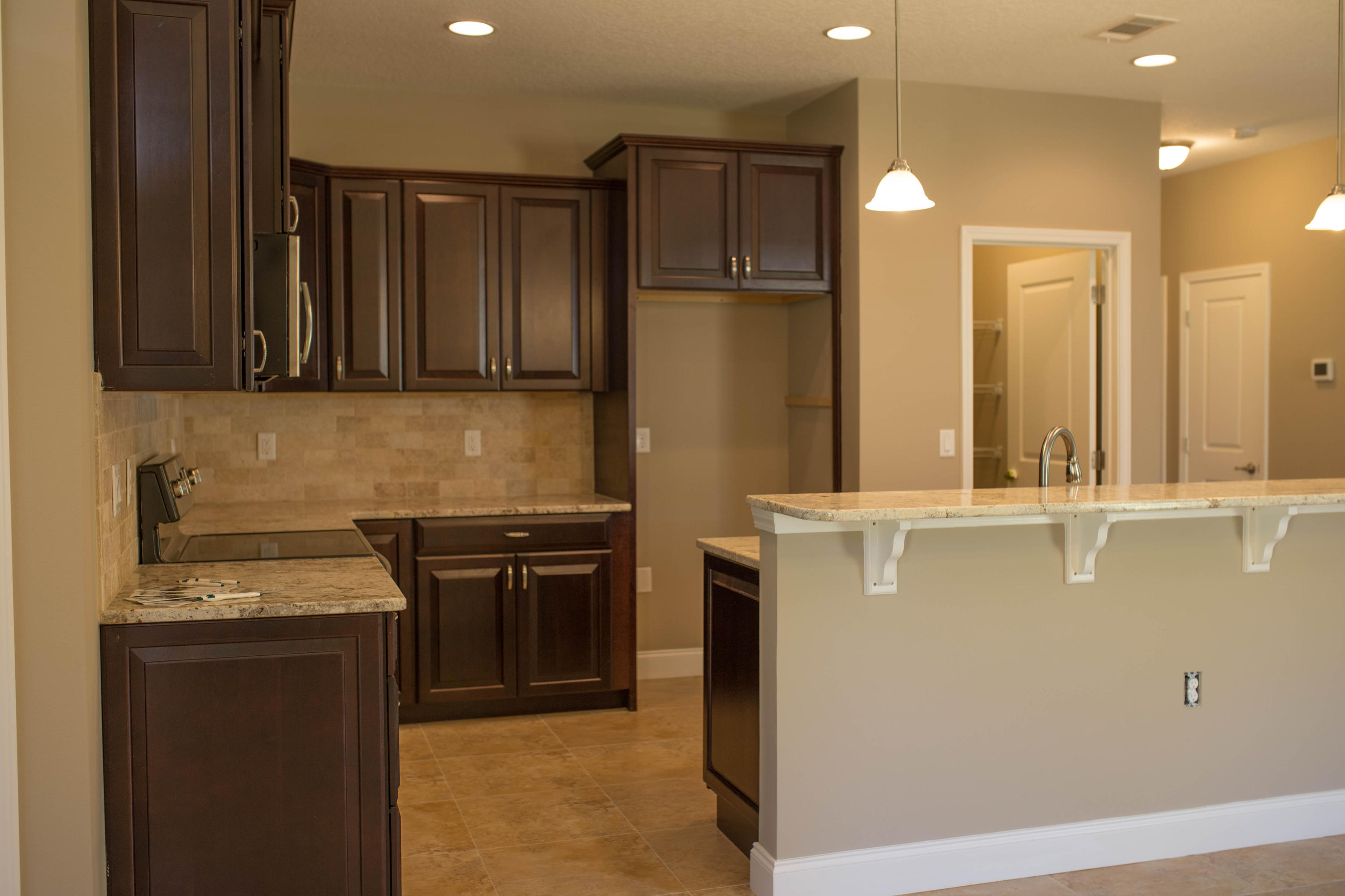 EAST WRIGHT - Residential