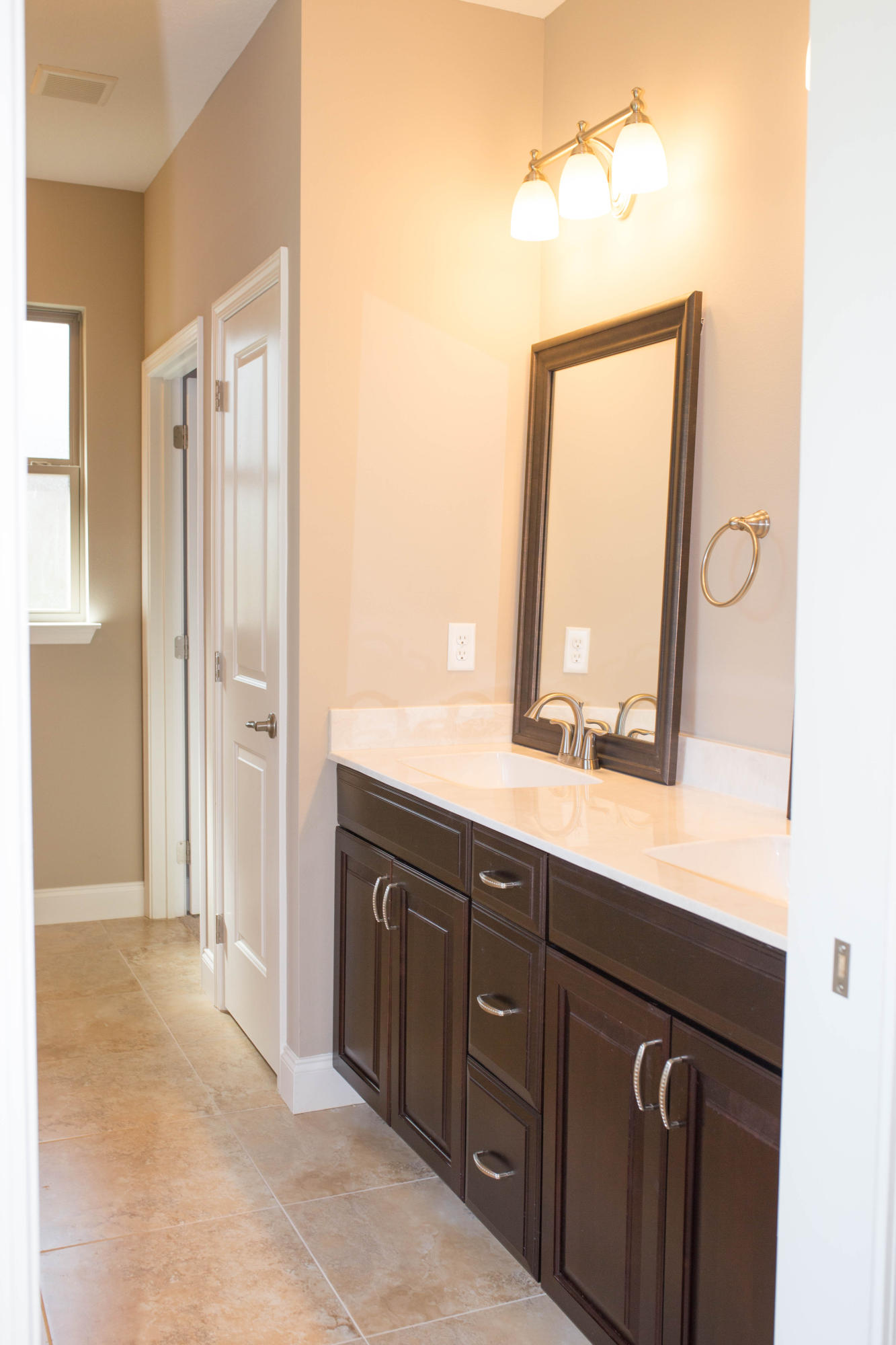 EAST WRIGHT - Residential