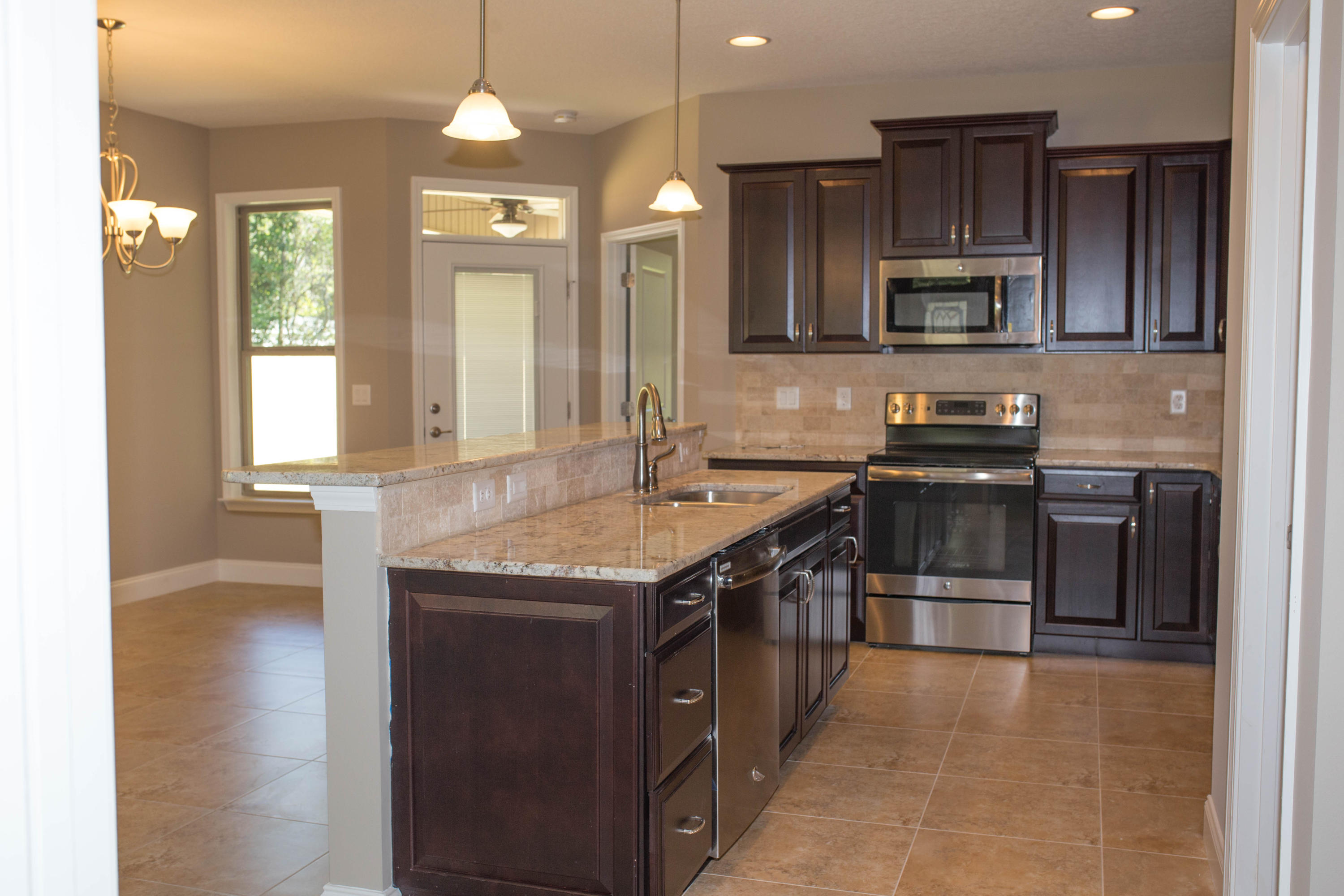 EAST WRIGHT - Residential