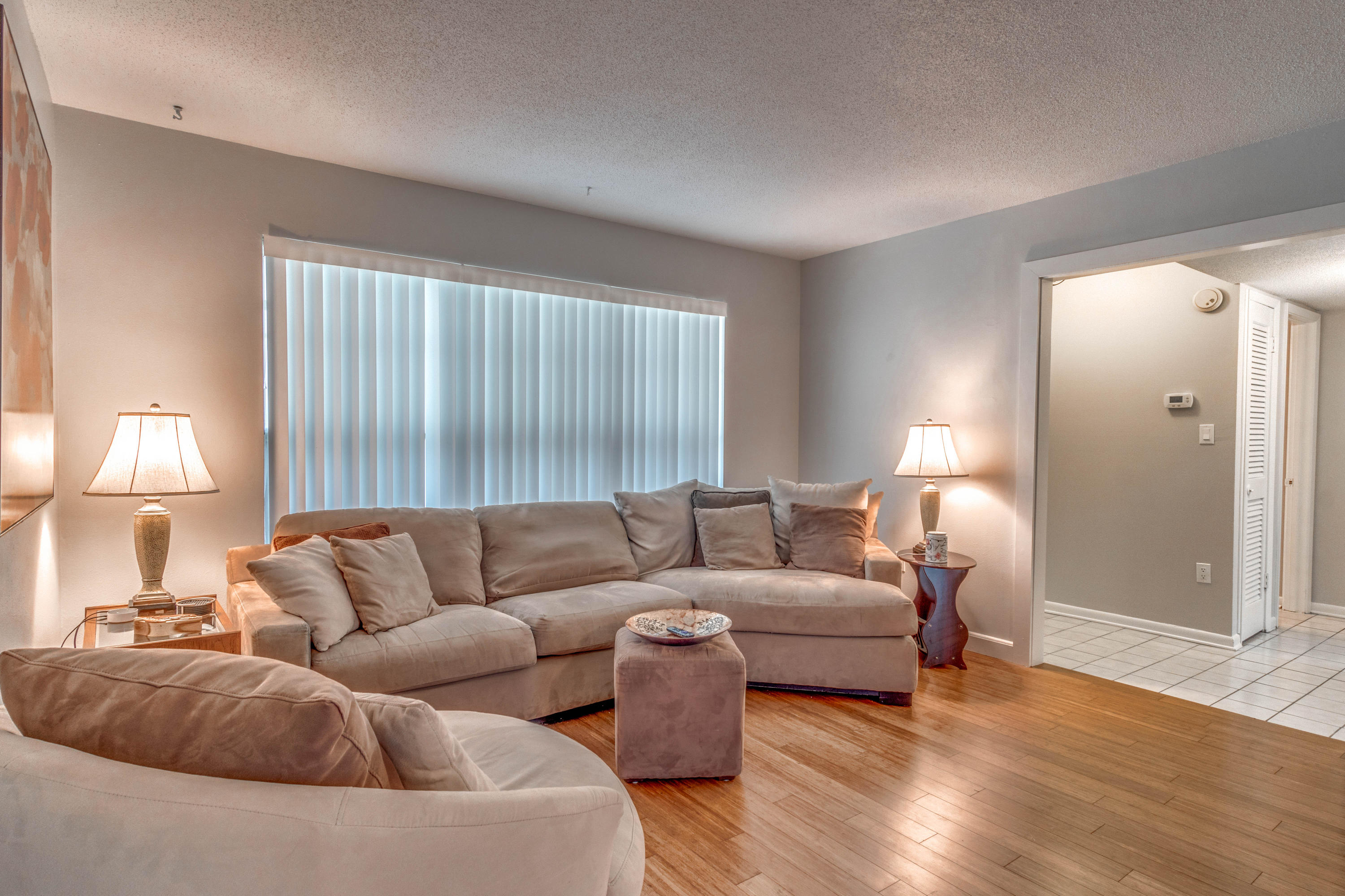 COUNTRY CLUB CONDO - Residential