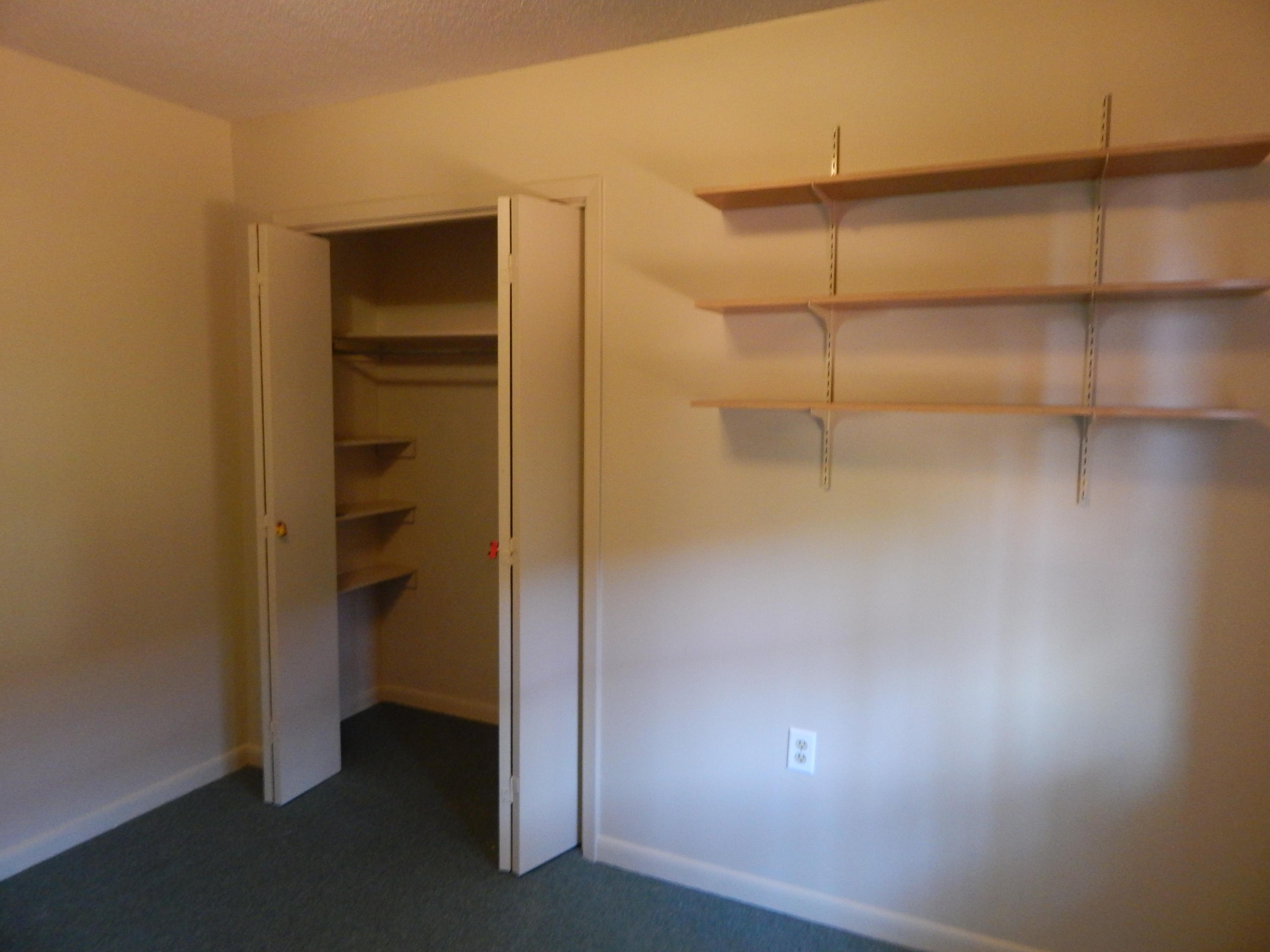 TANGLEWOOD S/D 1ST ADDN - Residential