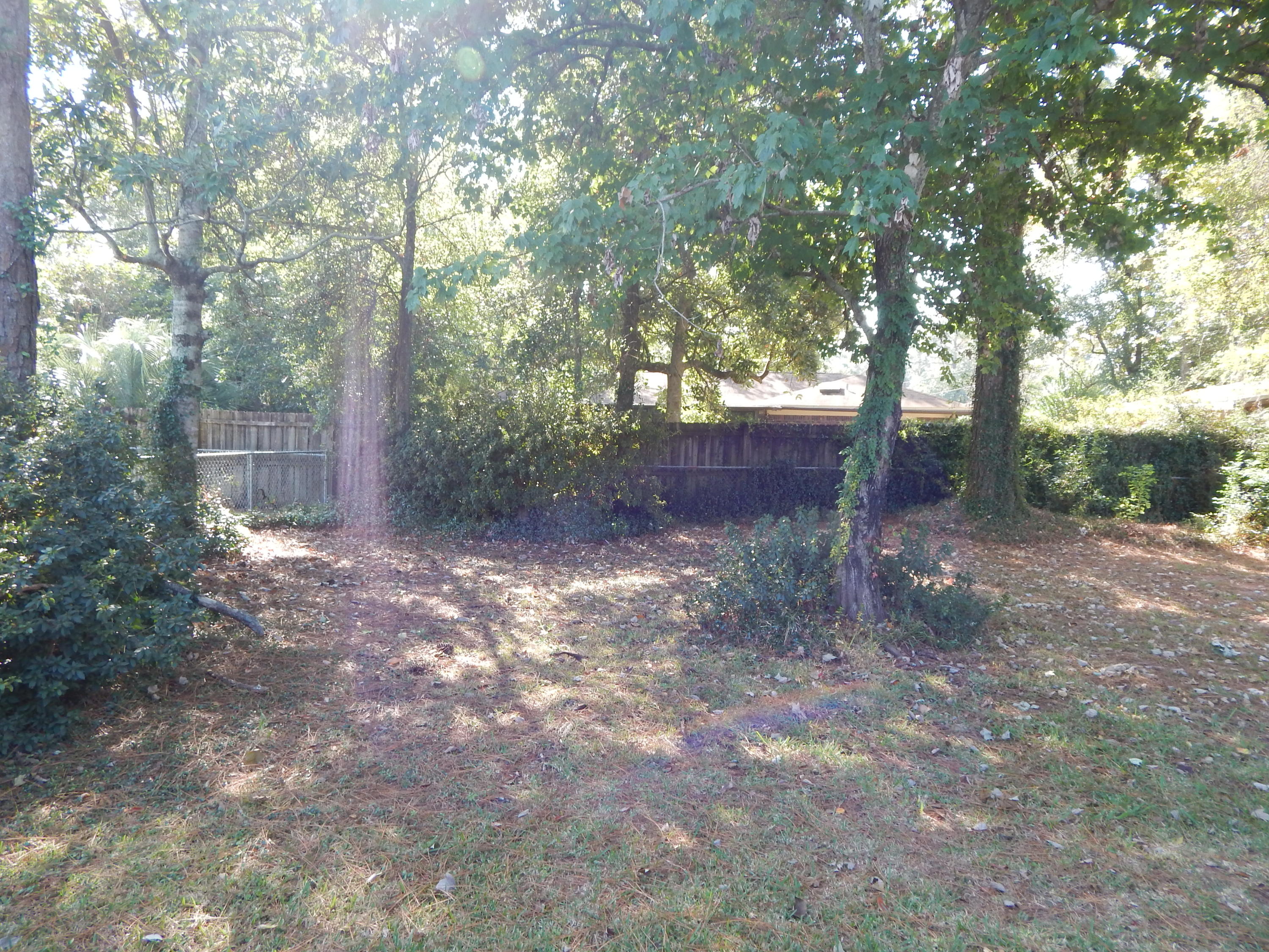 TANGLEWOOD S/D 1ST ADDN - Residential