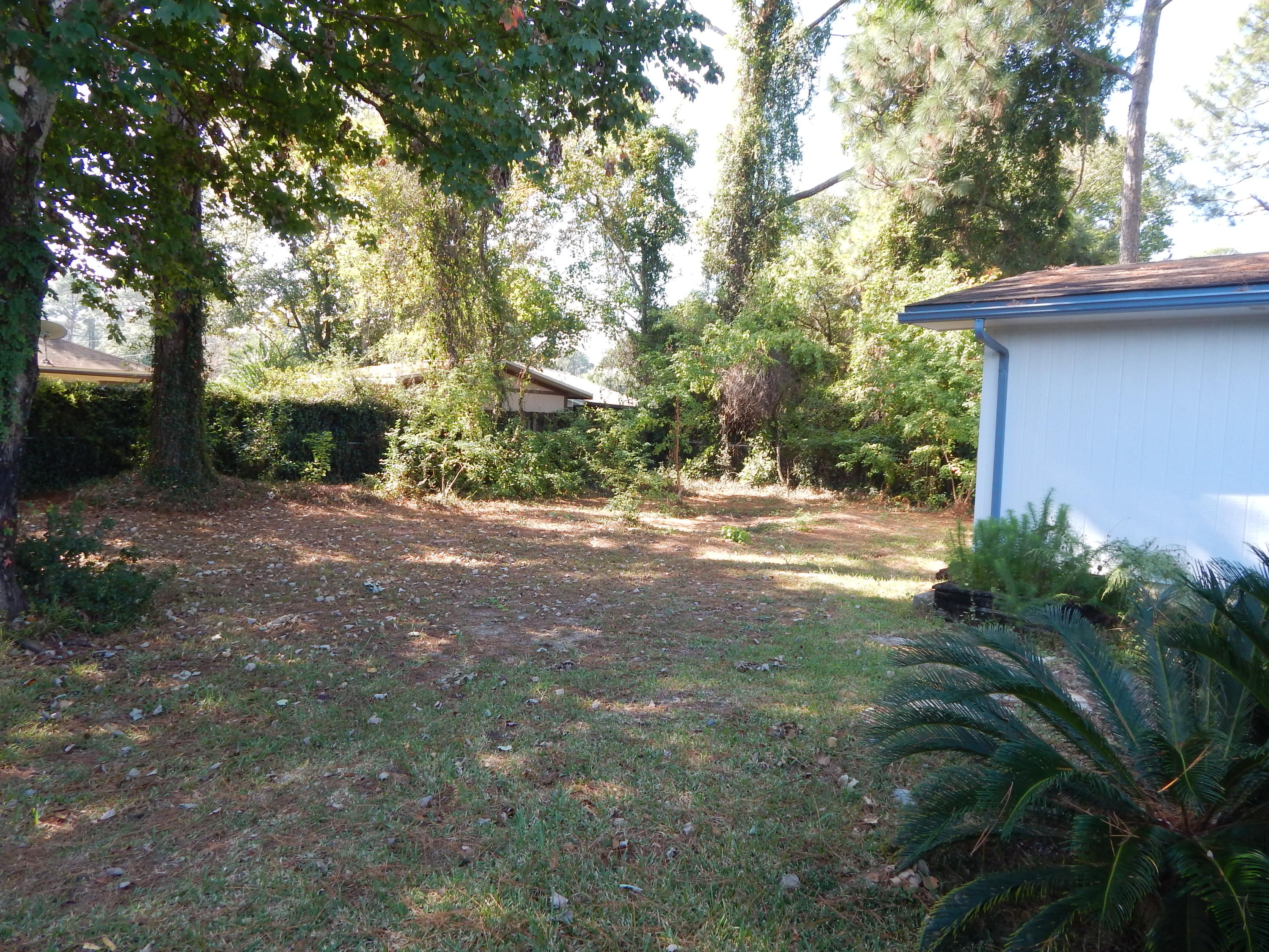 TANGLEWOOD S/D 1ST ADDN - Residential