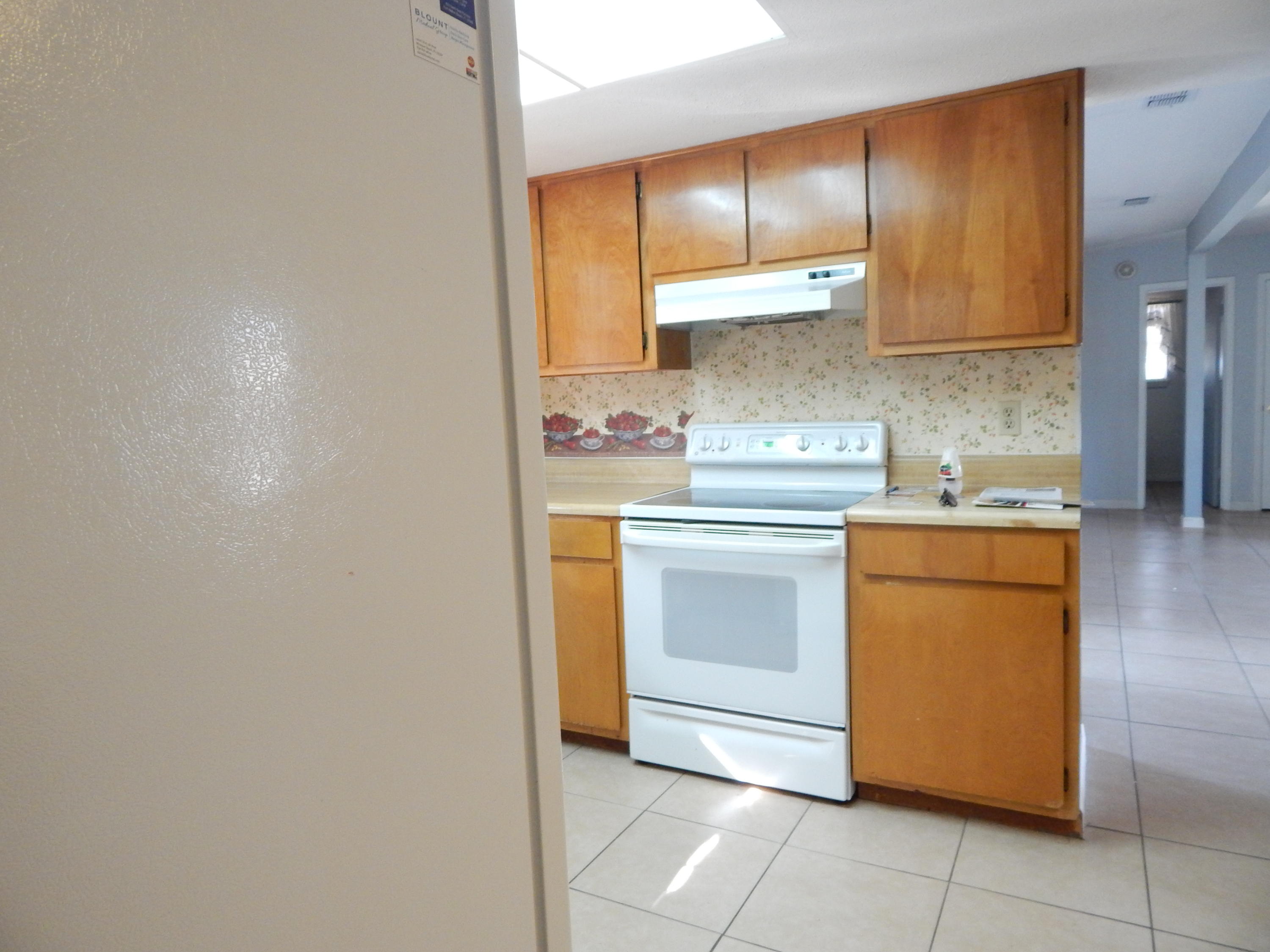 TANGLEWOOD S/D 1ST ADDN - Residential