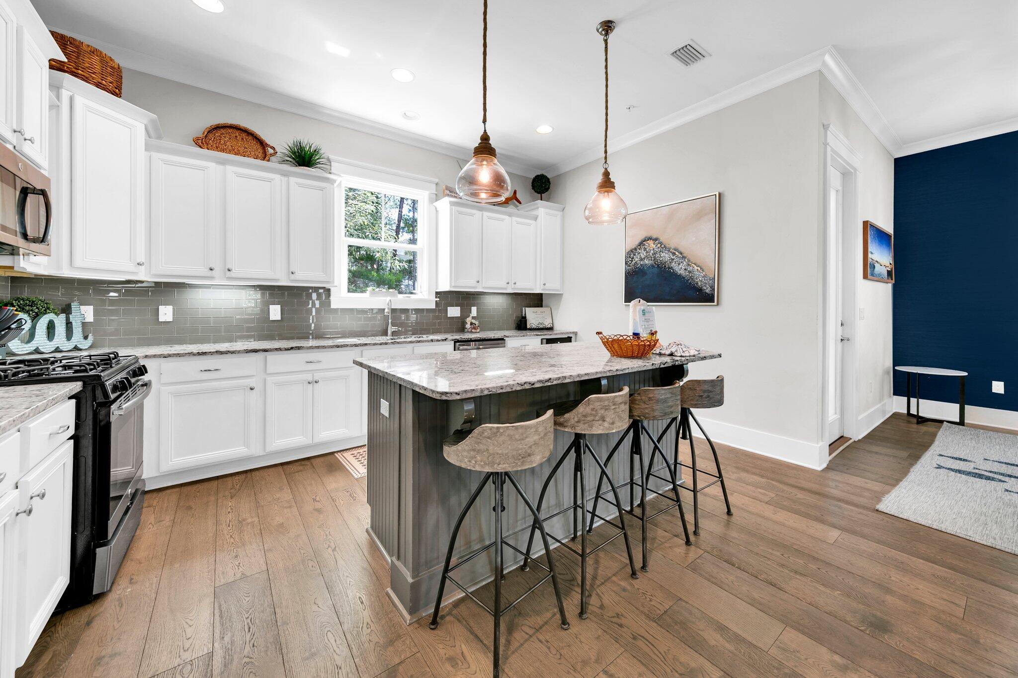 HIGHLAND PARKS - Residential