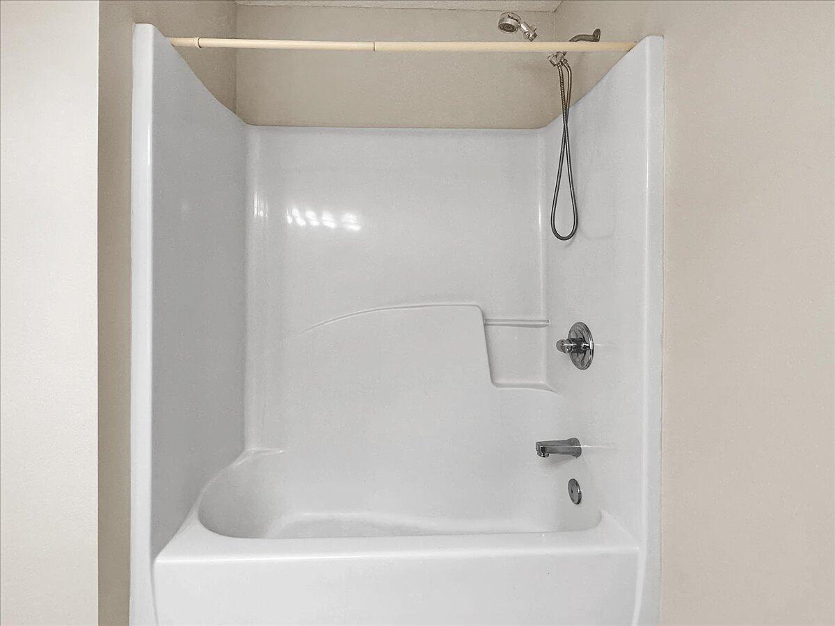 LEE FARMS PH I - Residential