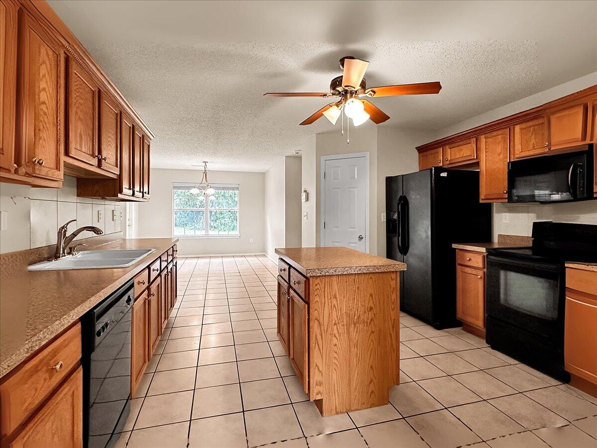 LEE FARMS PH I - Residential