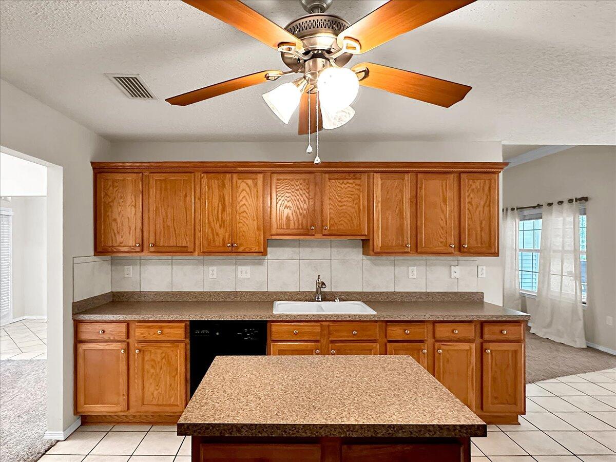 LEE FARMS PH I - Residential