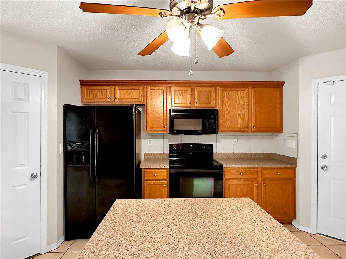 LEE FARMS PH I - Residential