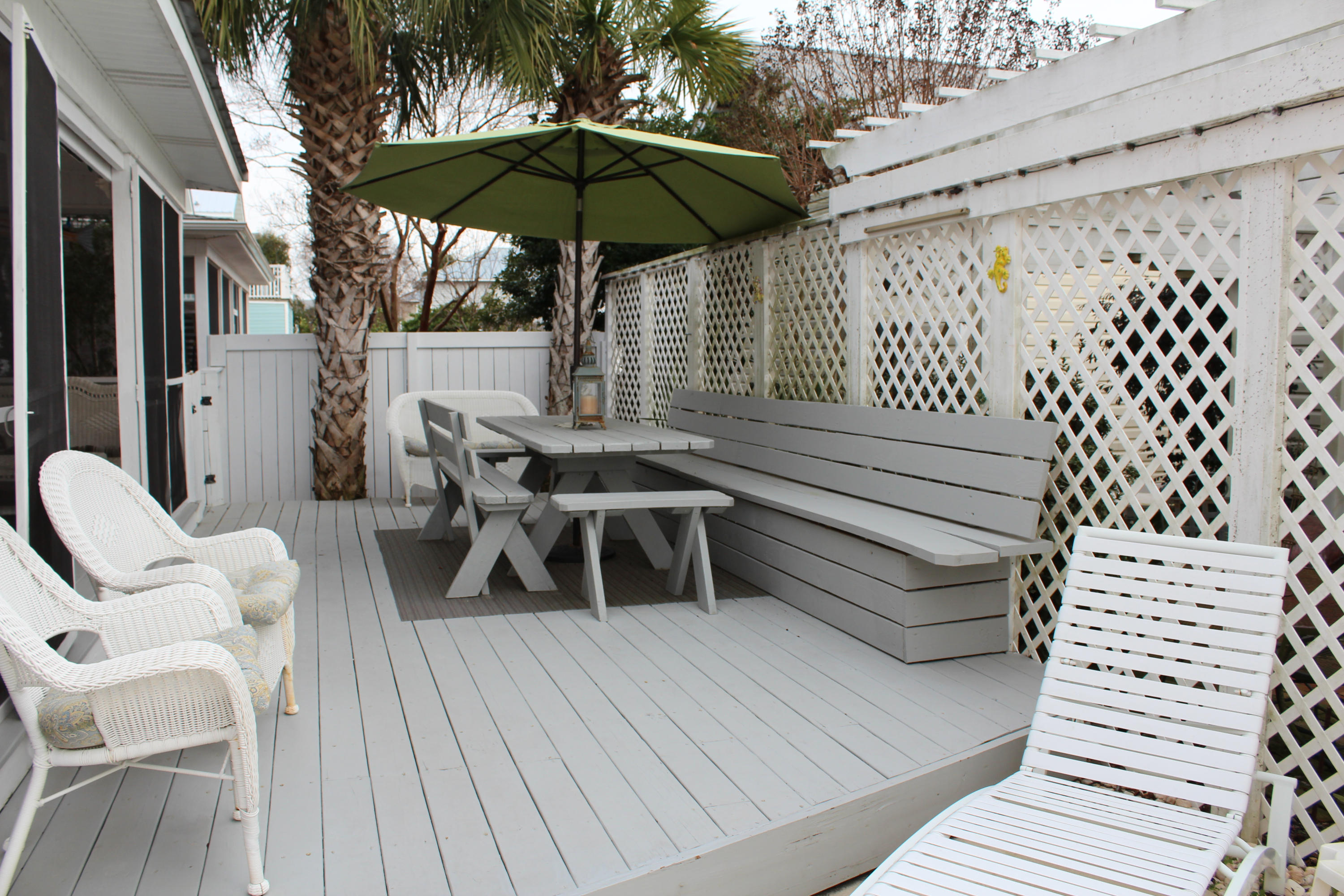 CRYSTAL BEACH COTTAGES PH 2Crystal Beach - Residential