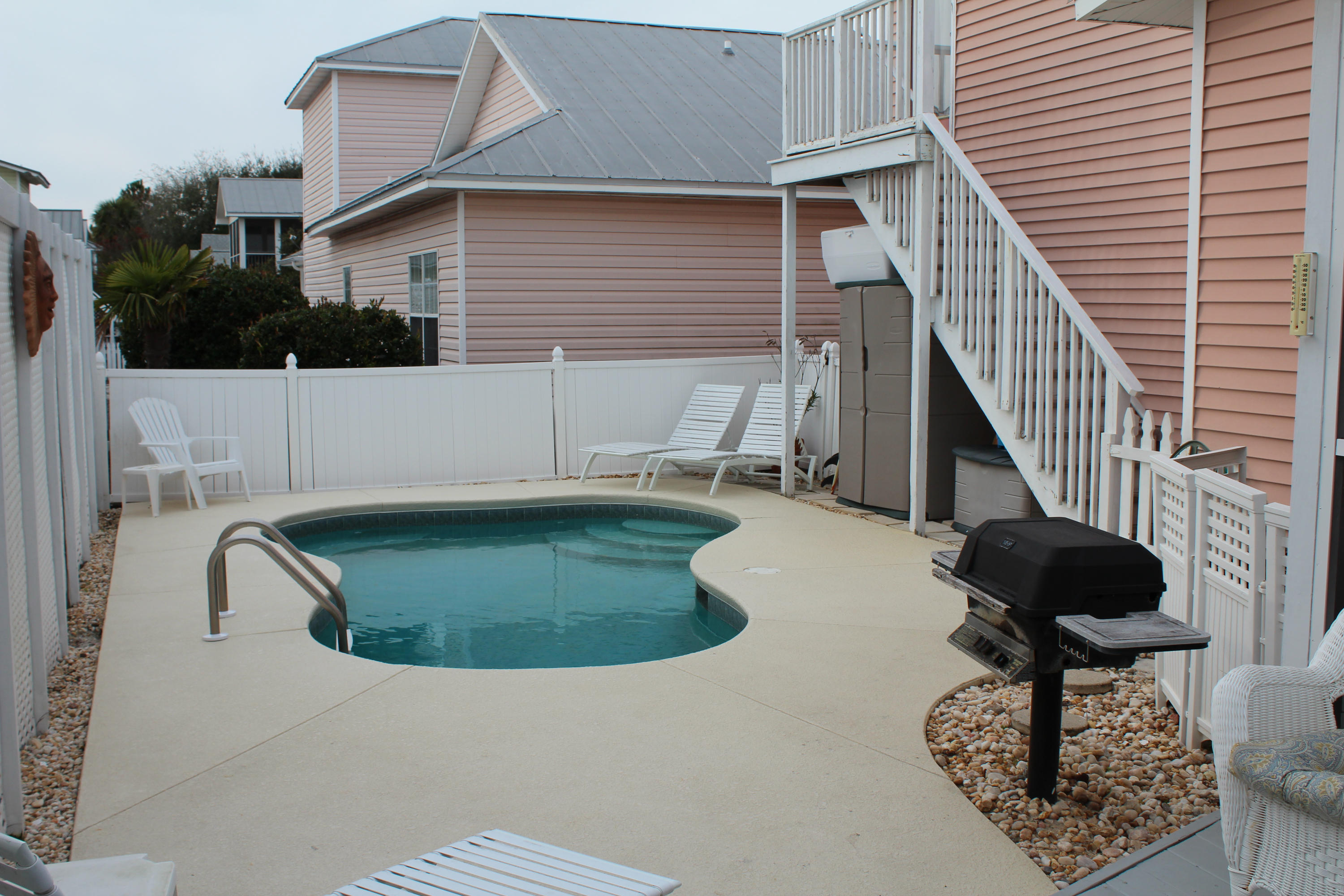 CRYSTAL BEACH COTTAGES PH 2Crystal Beach - Residential