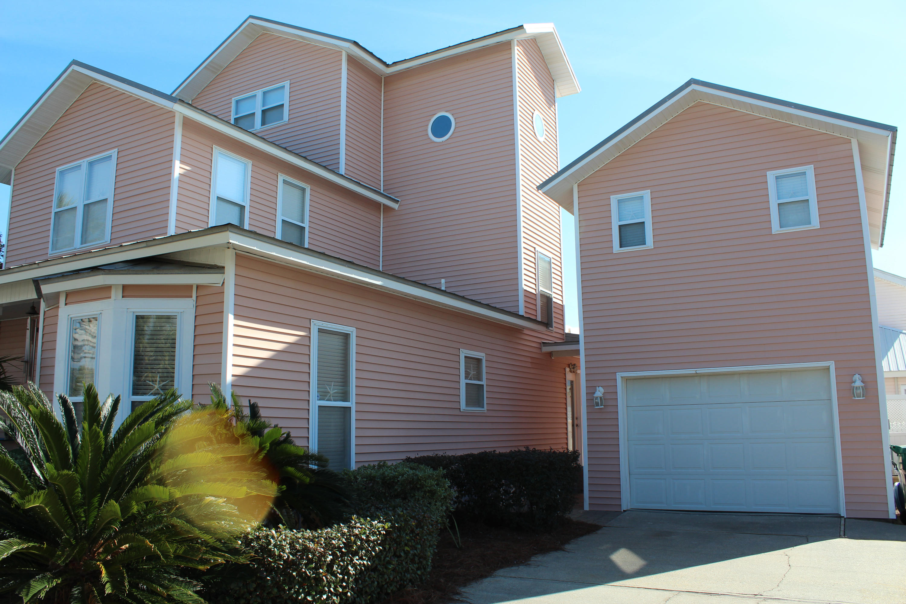 CRYSTAL BEACH COTTAGES PH 2Crystal Beach - Residential