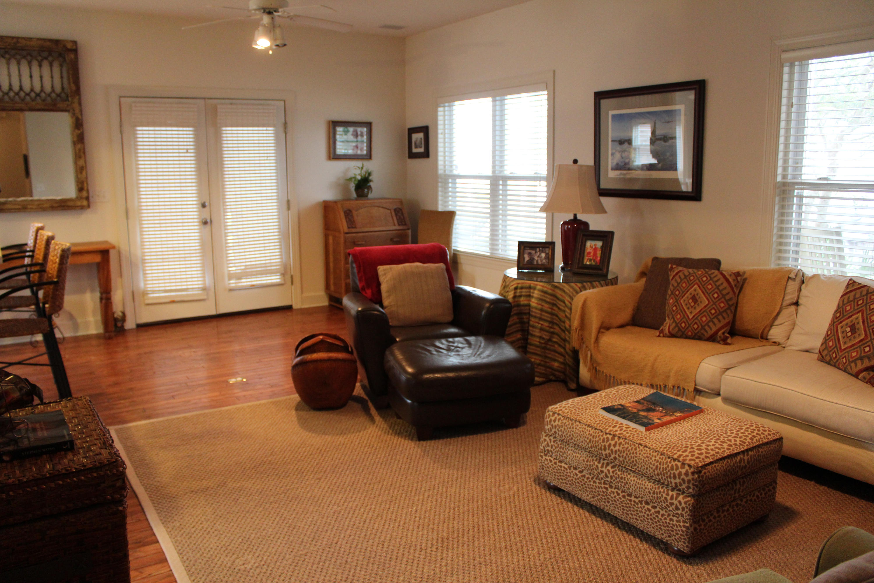 CRYSTAL BEACH COTTAGES PH 2Crystal Beach - Residential