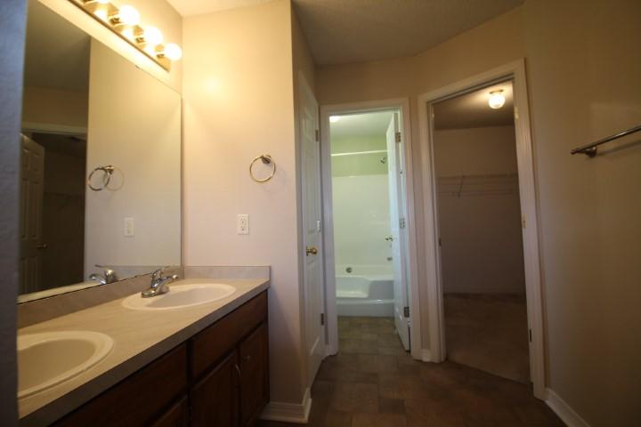 EMERALD VILLAGE S/D - Residential