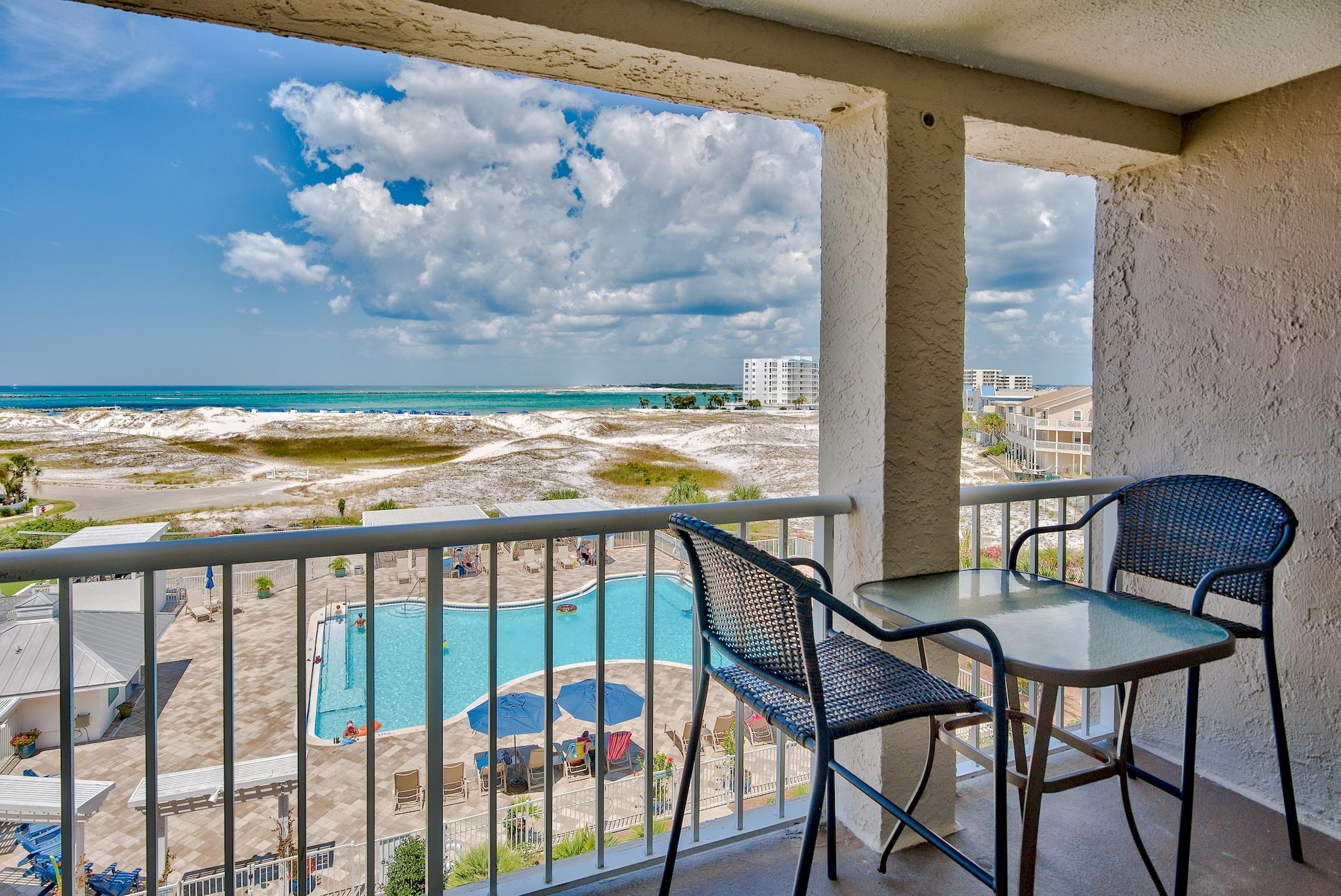 MAGNOLIA HOUSE - Residential