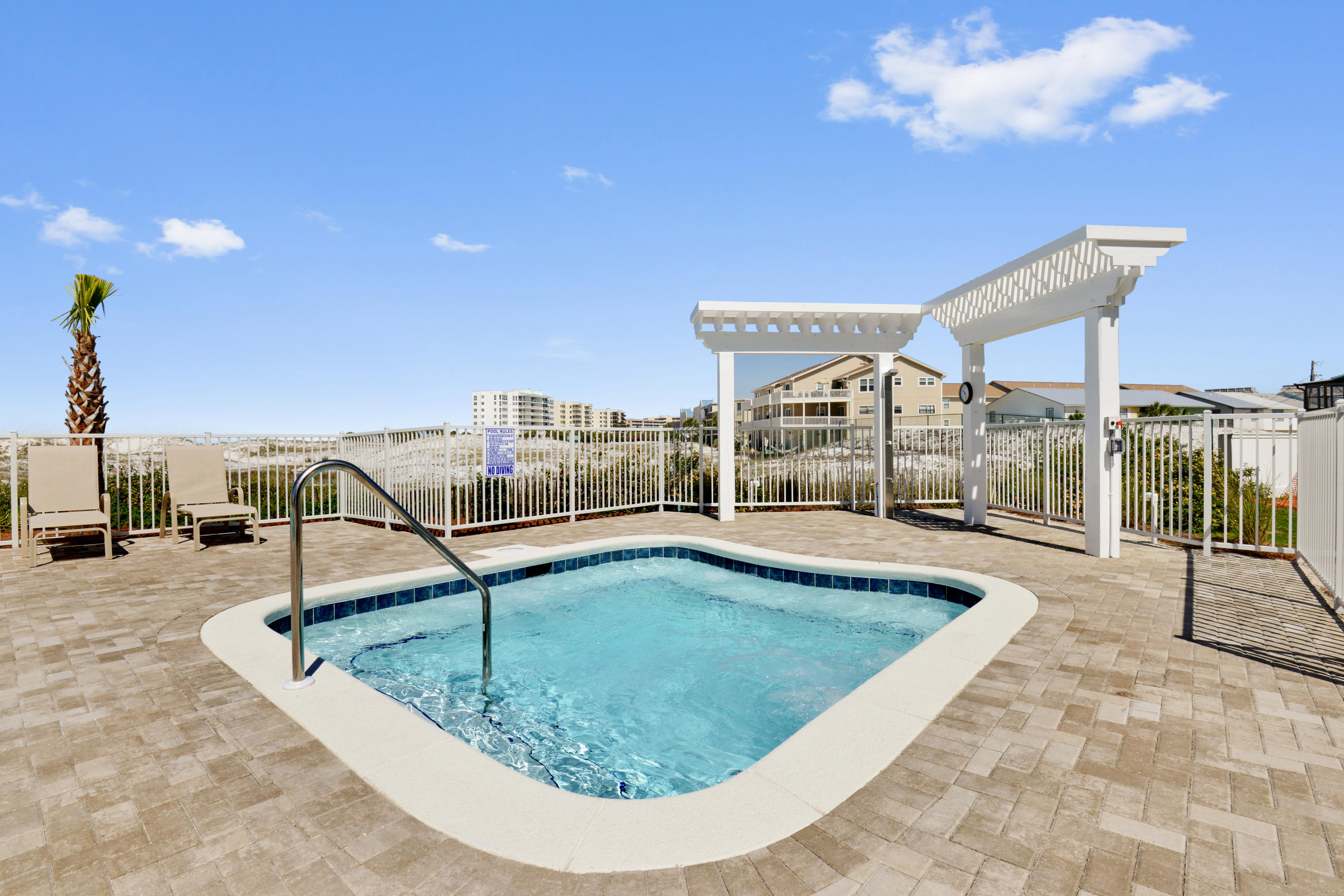 MAGNOLIA HOUSE - Residential