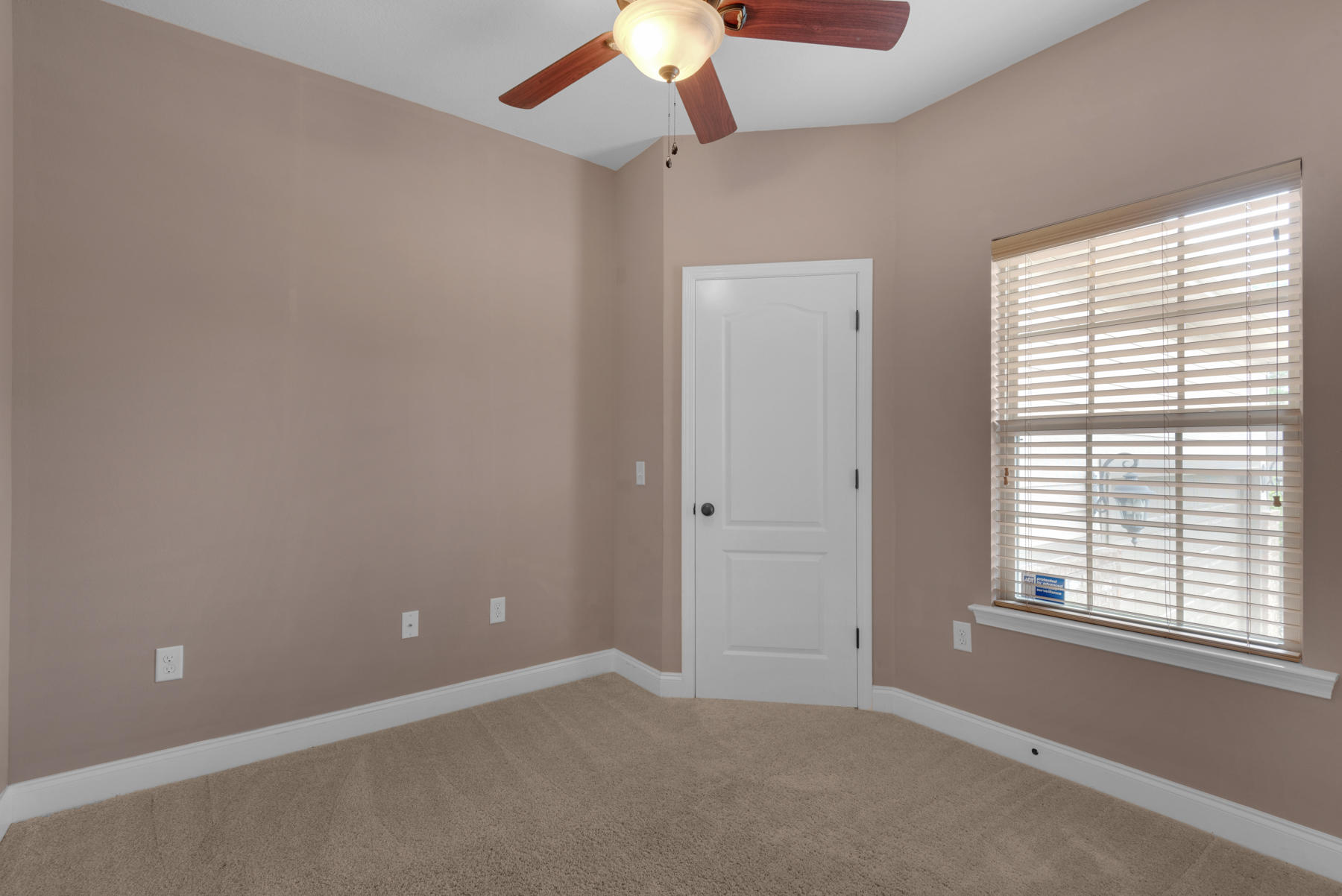 FOX VALLEY - Residential