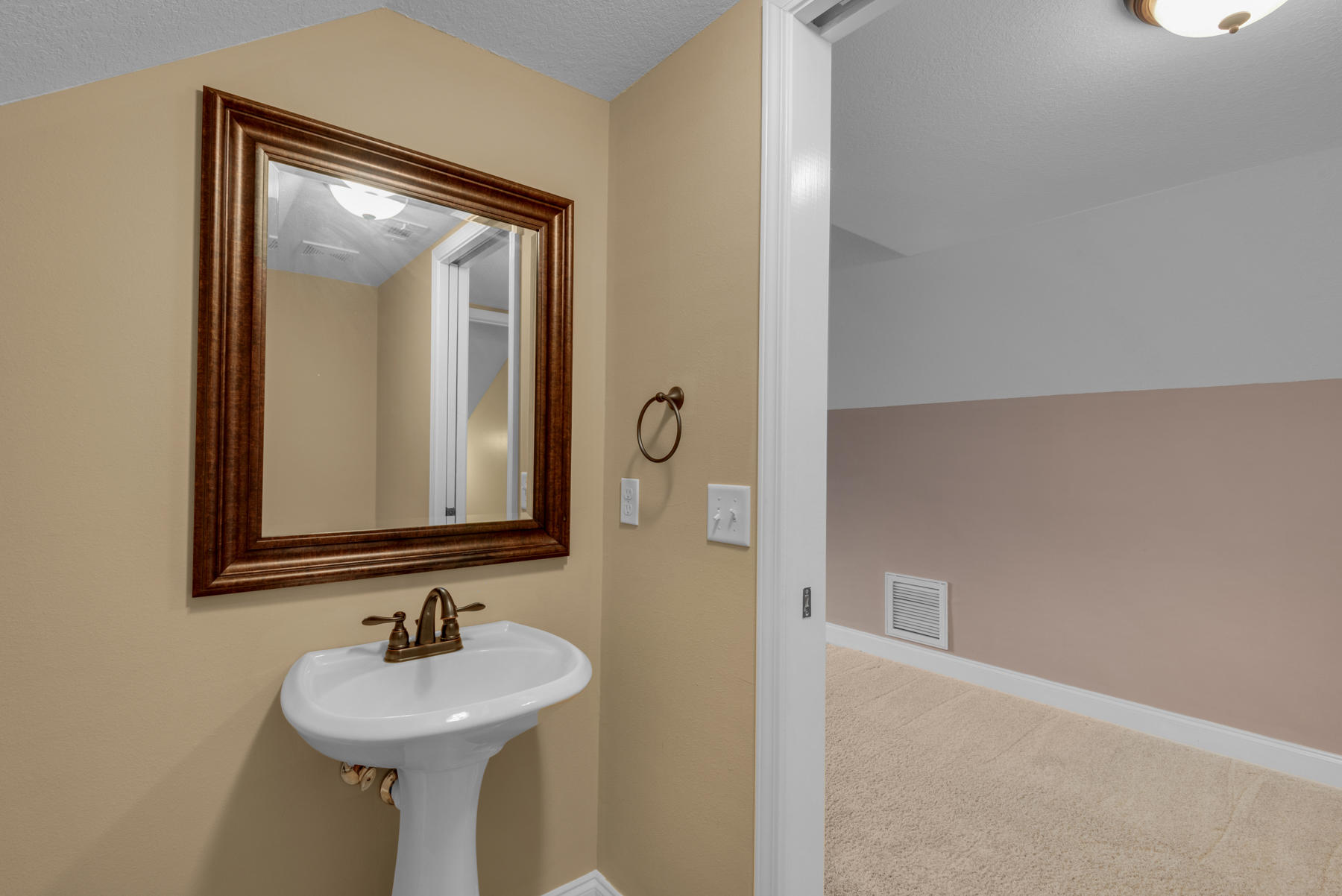 FOX VALLEY - Residential