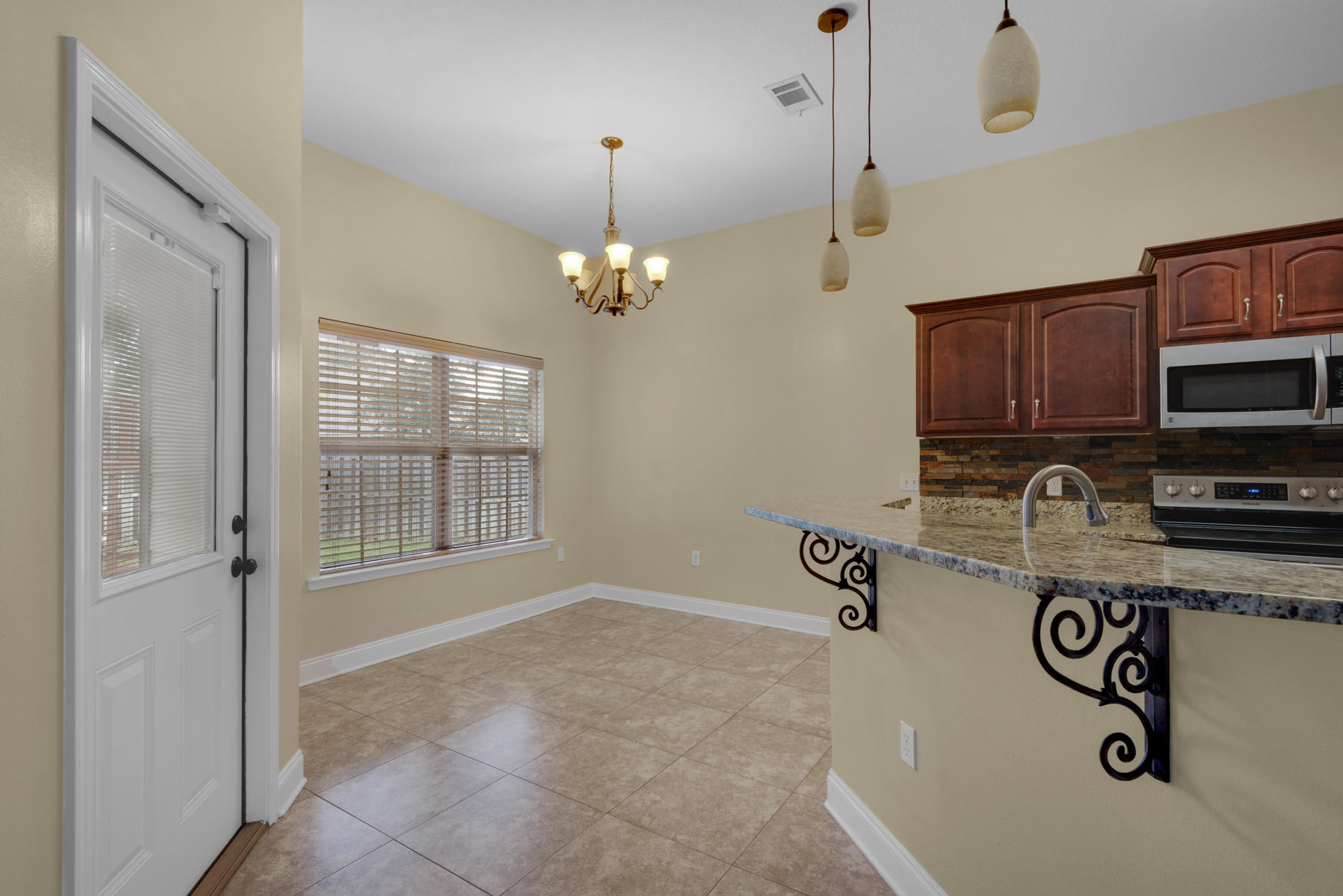 FOX VALLEY - Residential